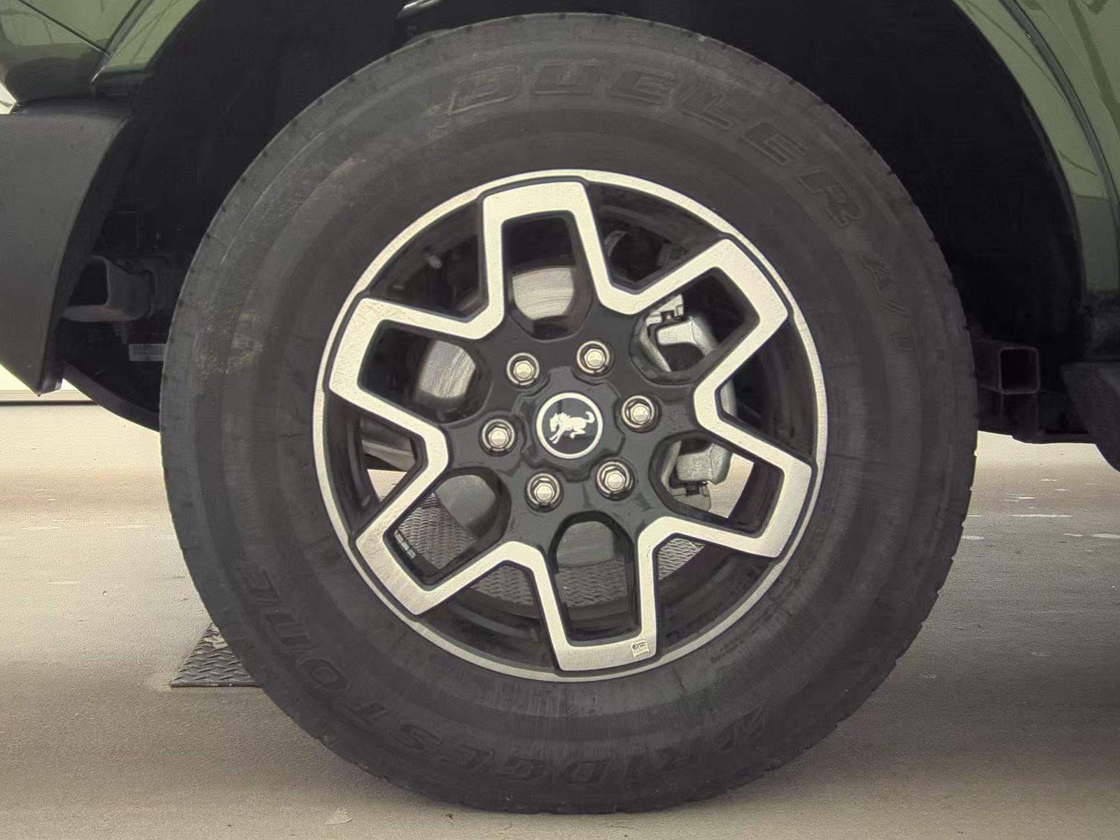 FORD BRONCO - 10