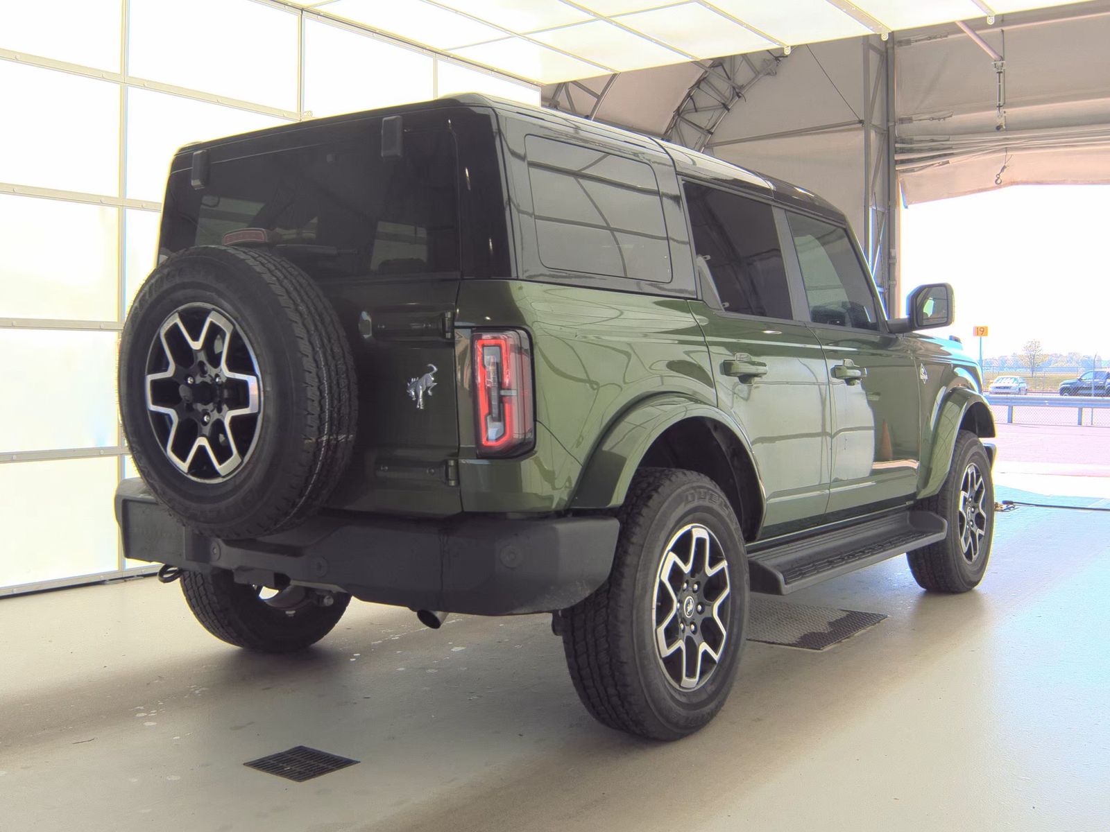 FORD BRONCO - 6