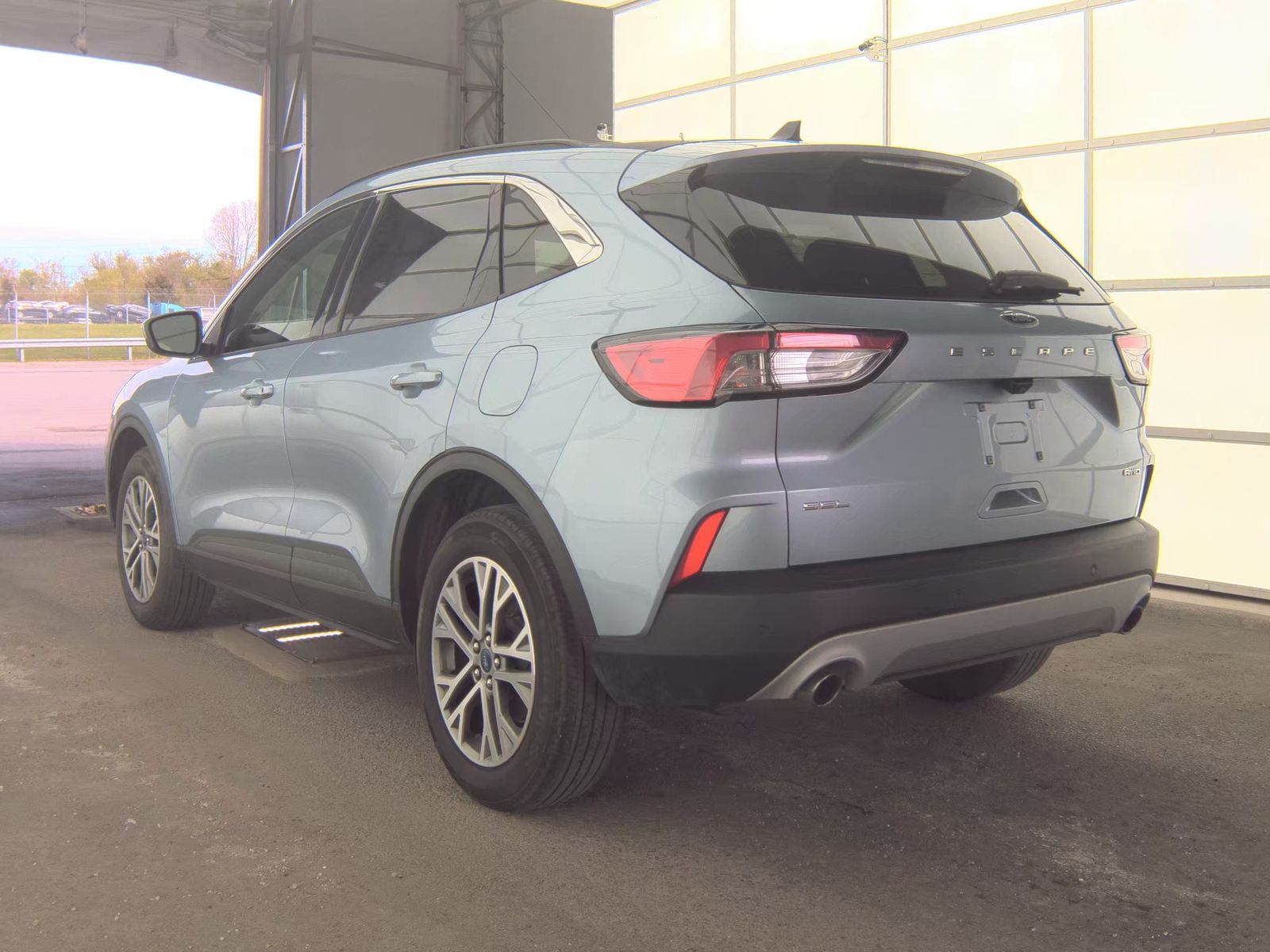 FORD ESCAPE - 9