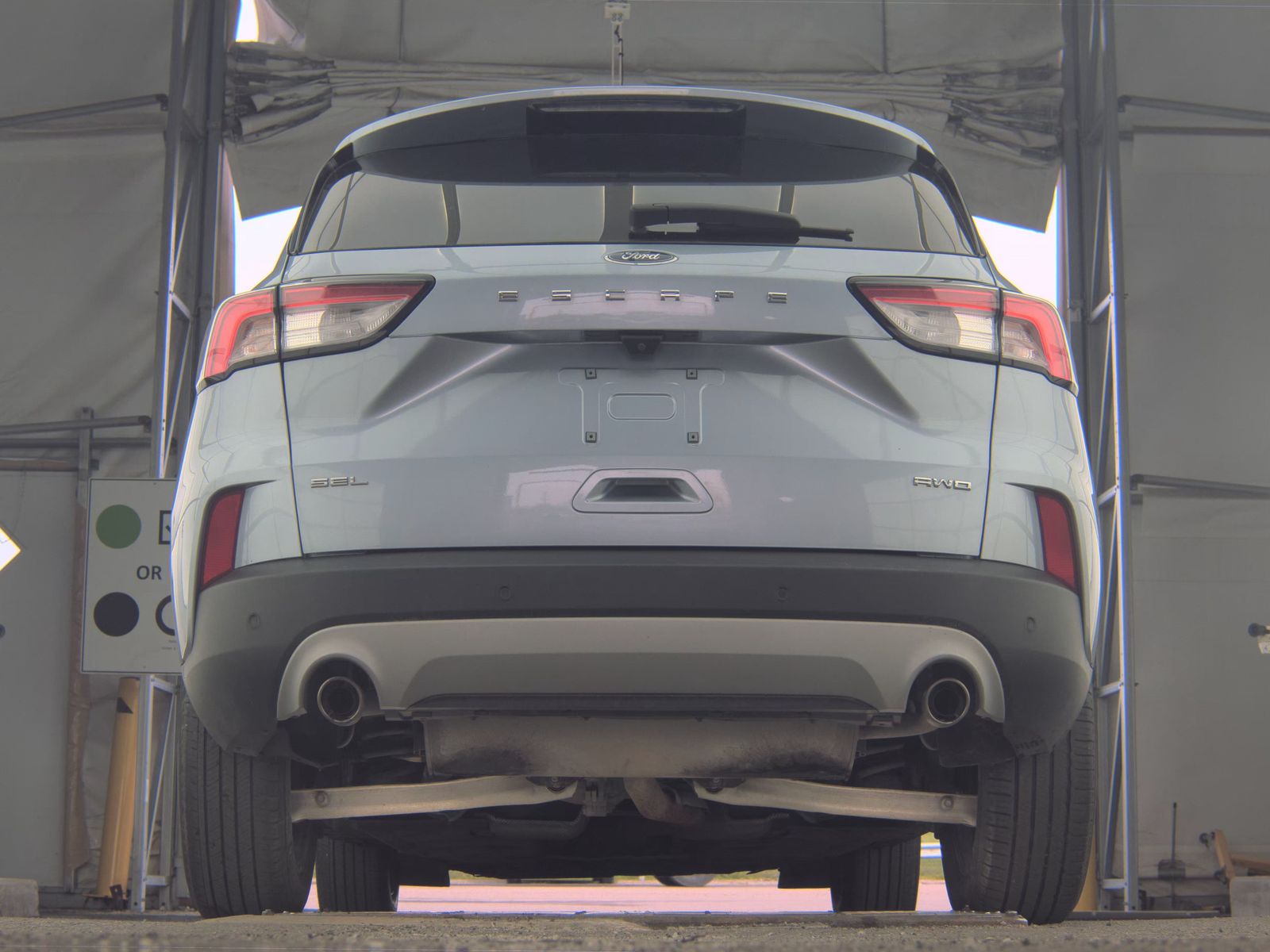 FORD ESCAPE - 8