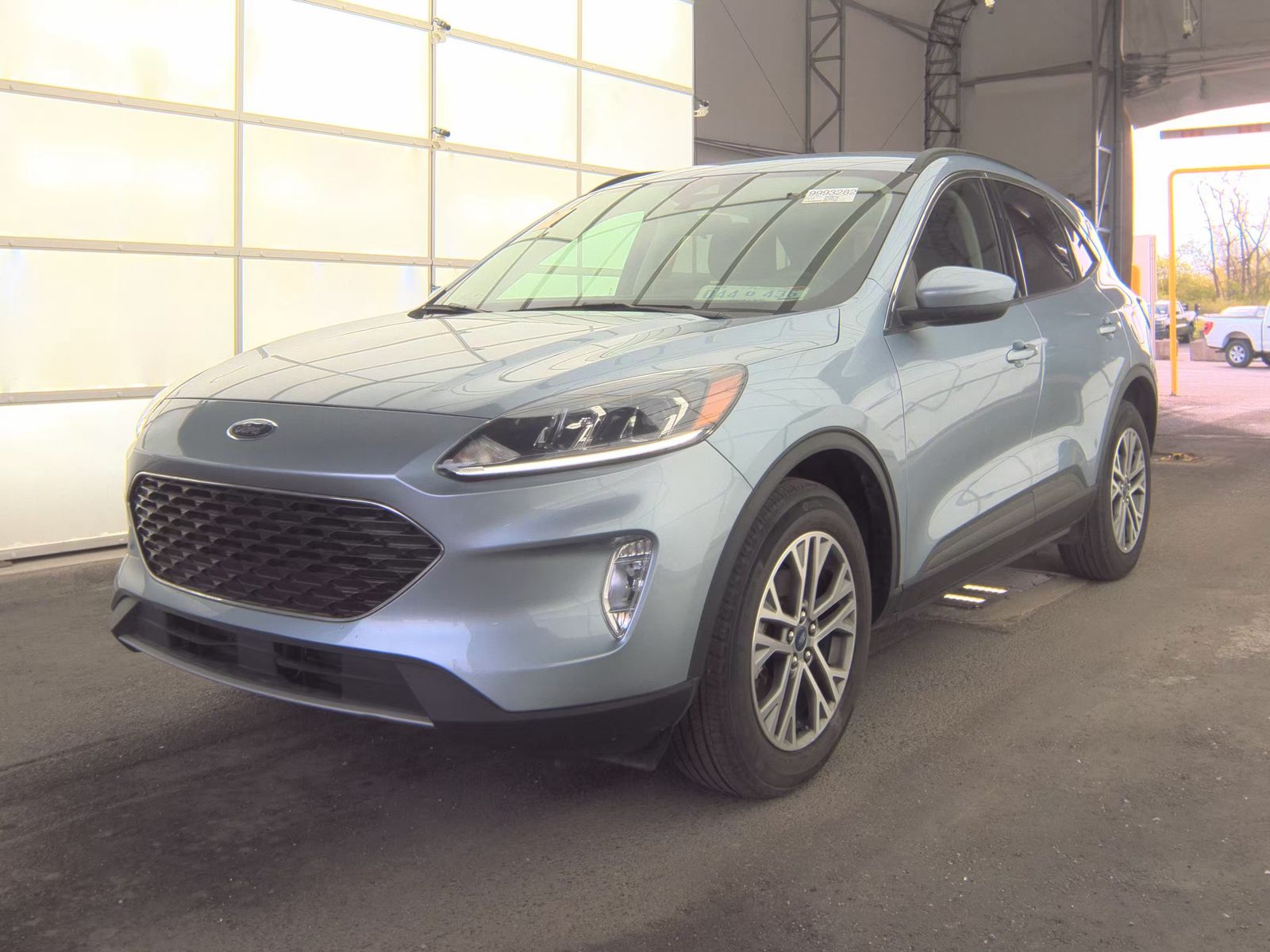 FORD ESCAPE - 1