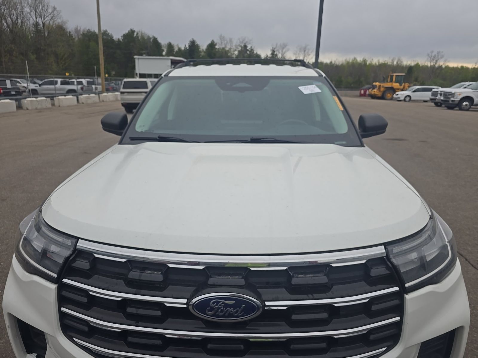 2025 Ford Explorer Active AWD