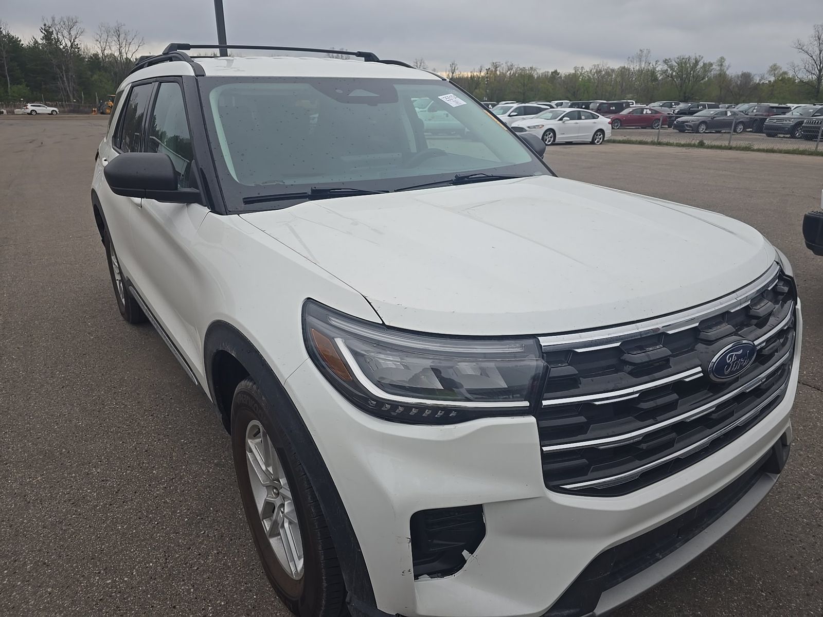2025 Ford Explorer Active AWD