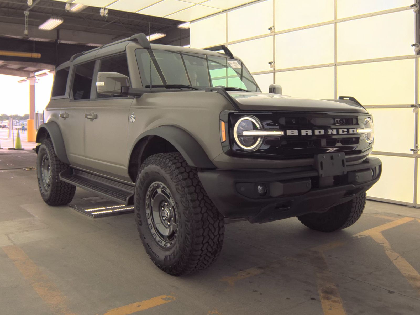 FORD BRONCO - 5