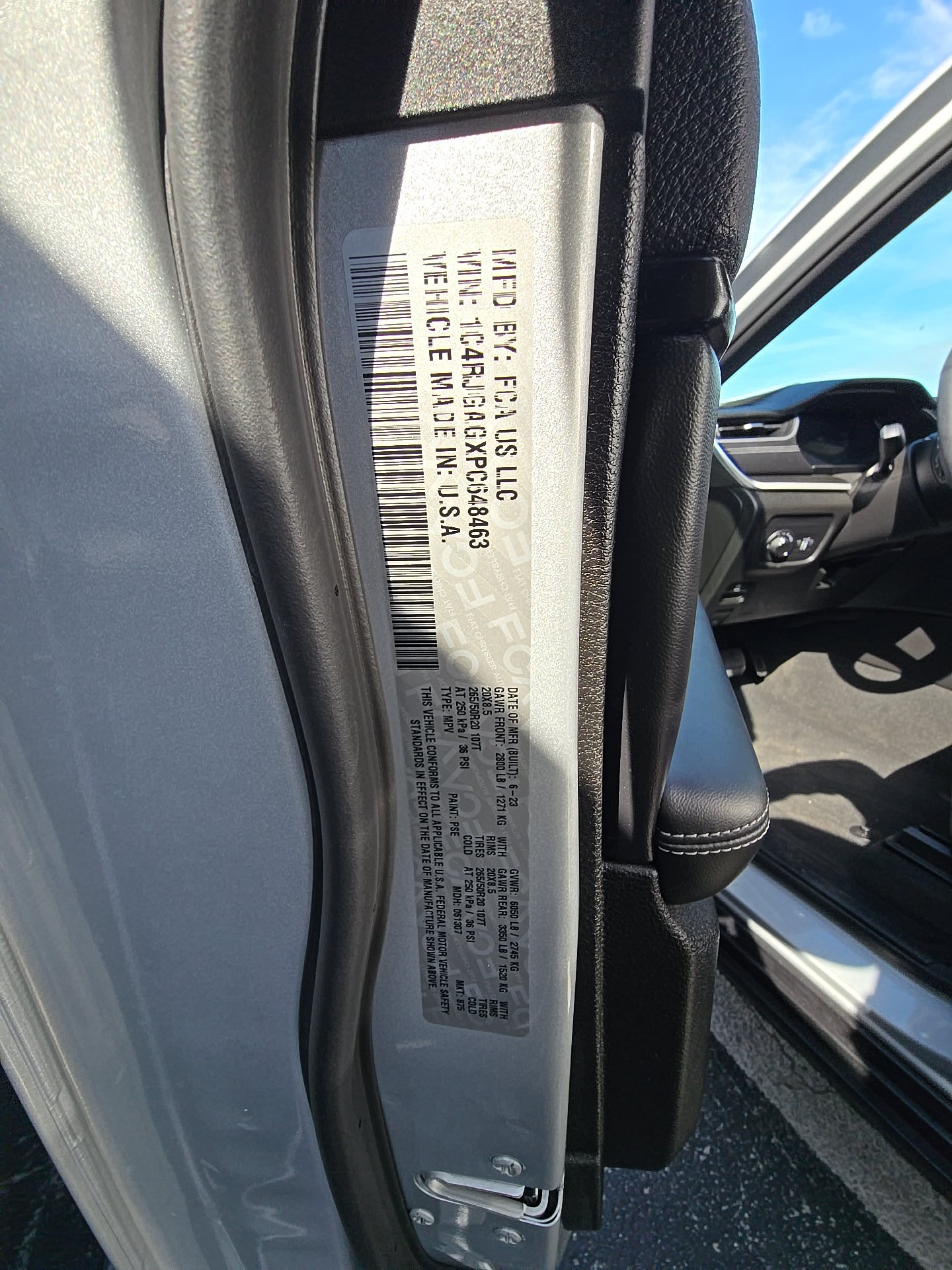 2023 Jeep Grand Cherokee Altitude RWD