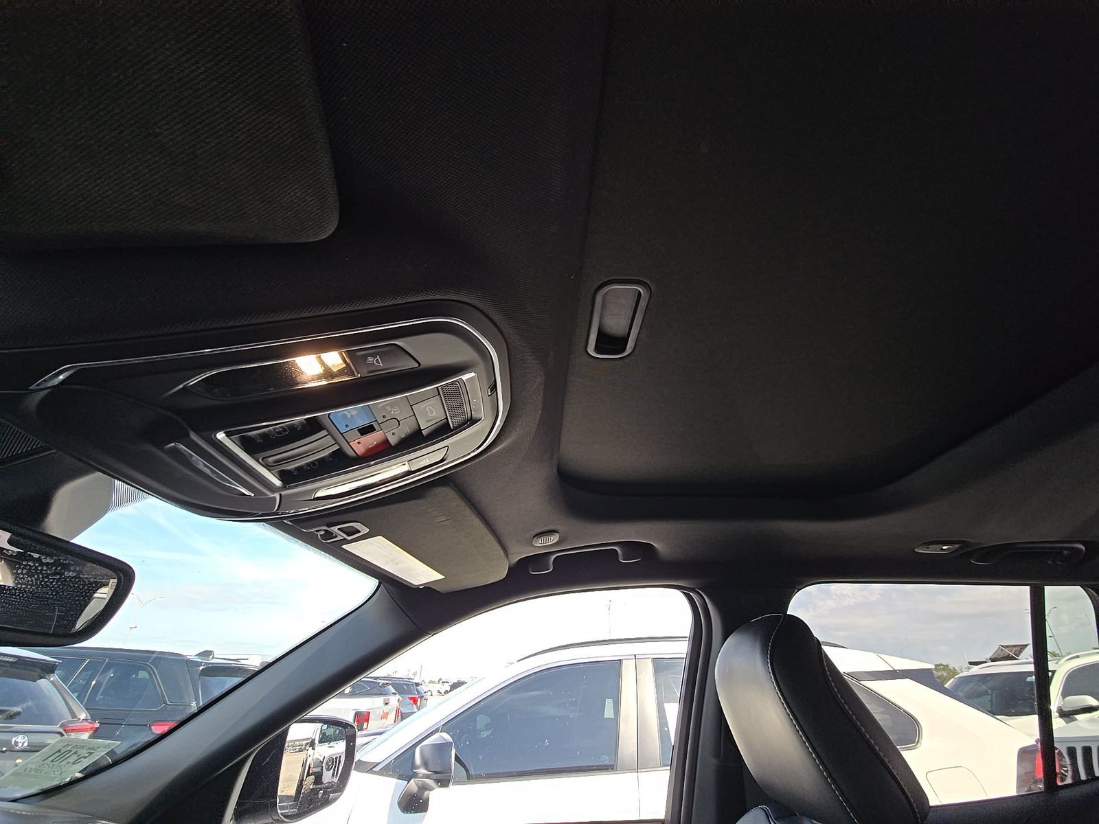 2023 Jeep Grand Cherokee Altitude RWD