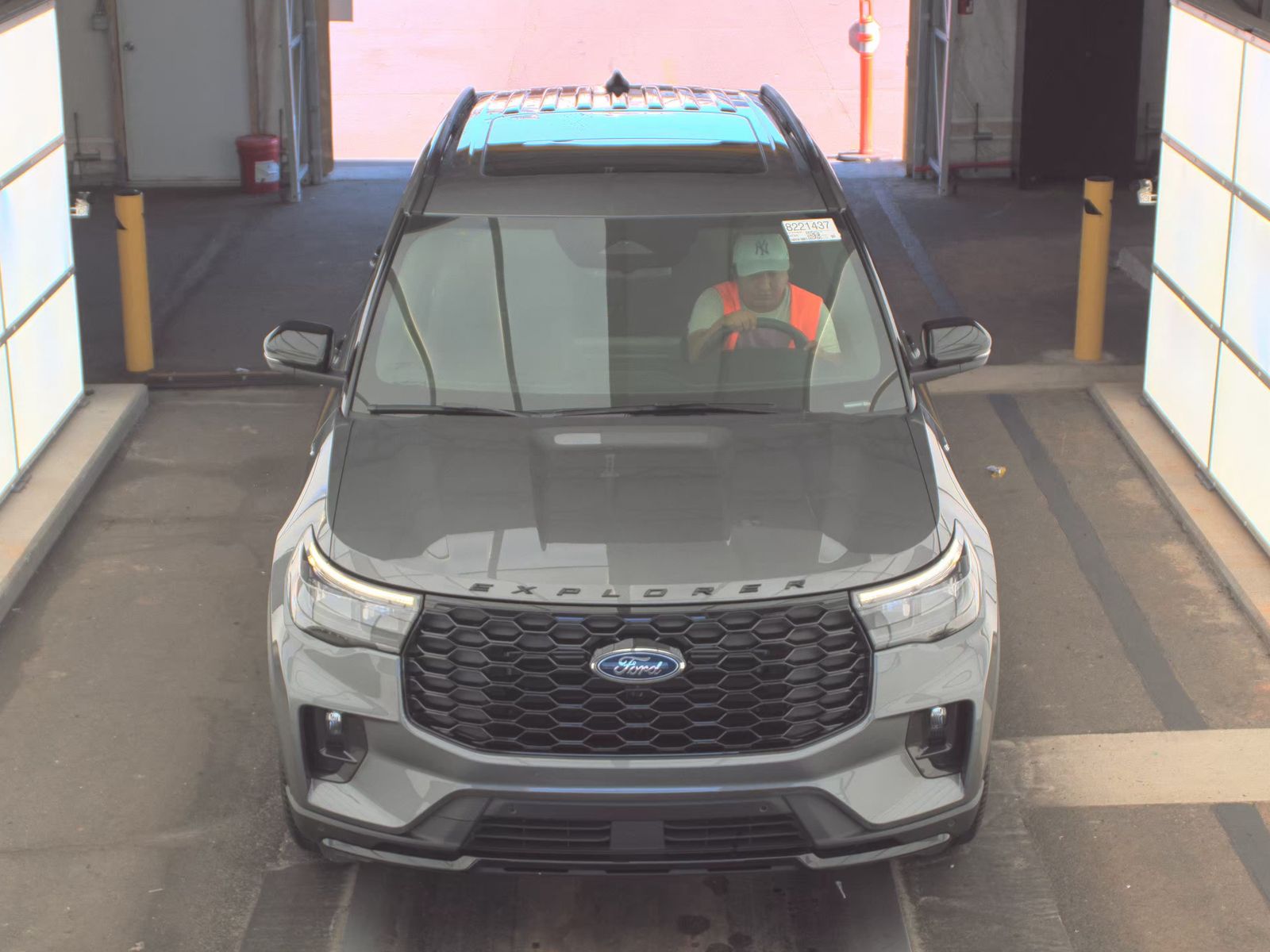 FORD EXPLORER - 3