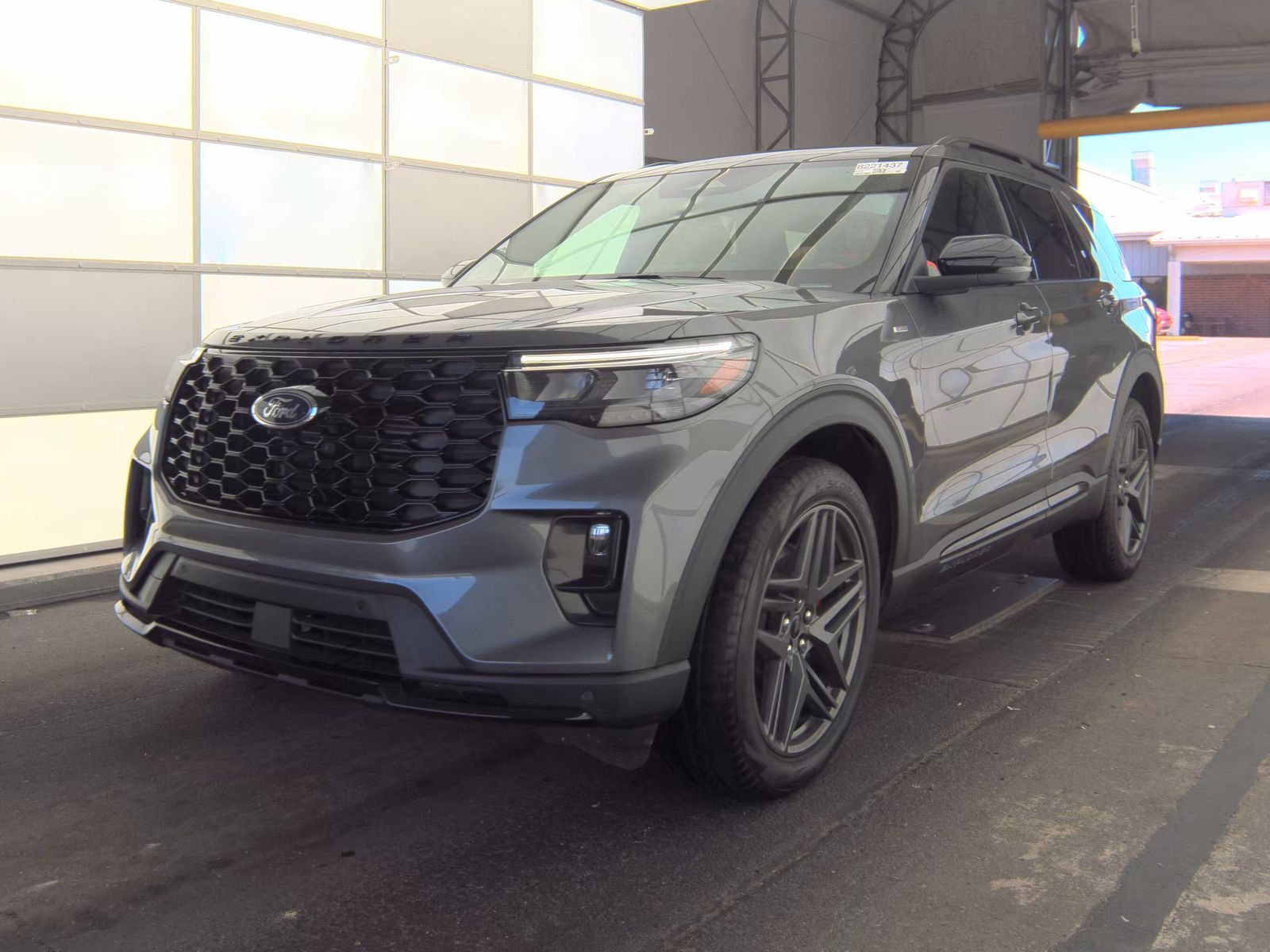 FORD EXPLORER - 1