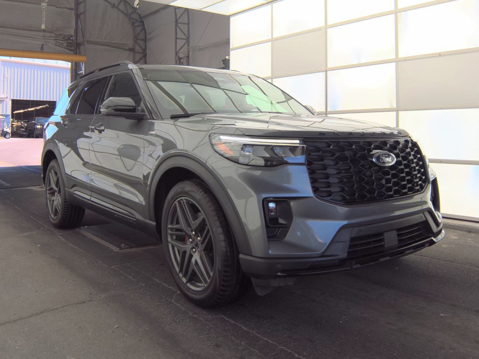 FORD EXPLORER - 5