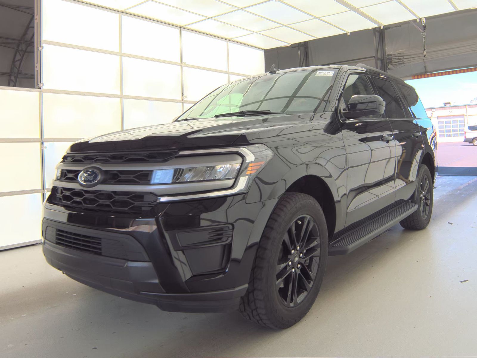 FORD EXPEDITION - 1