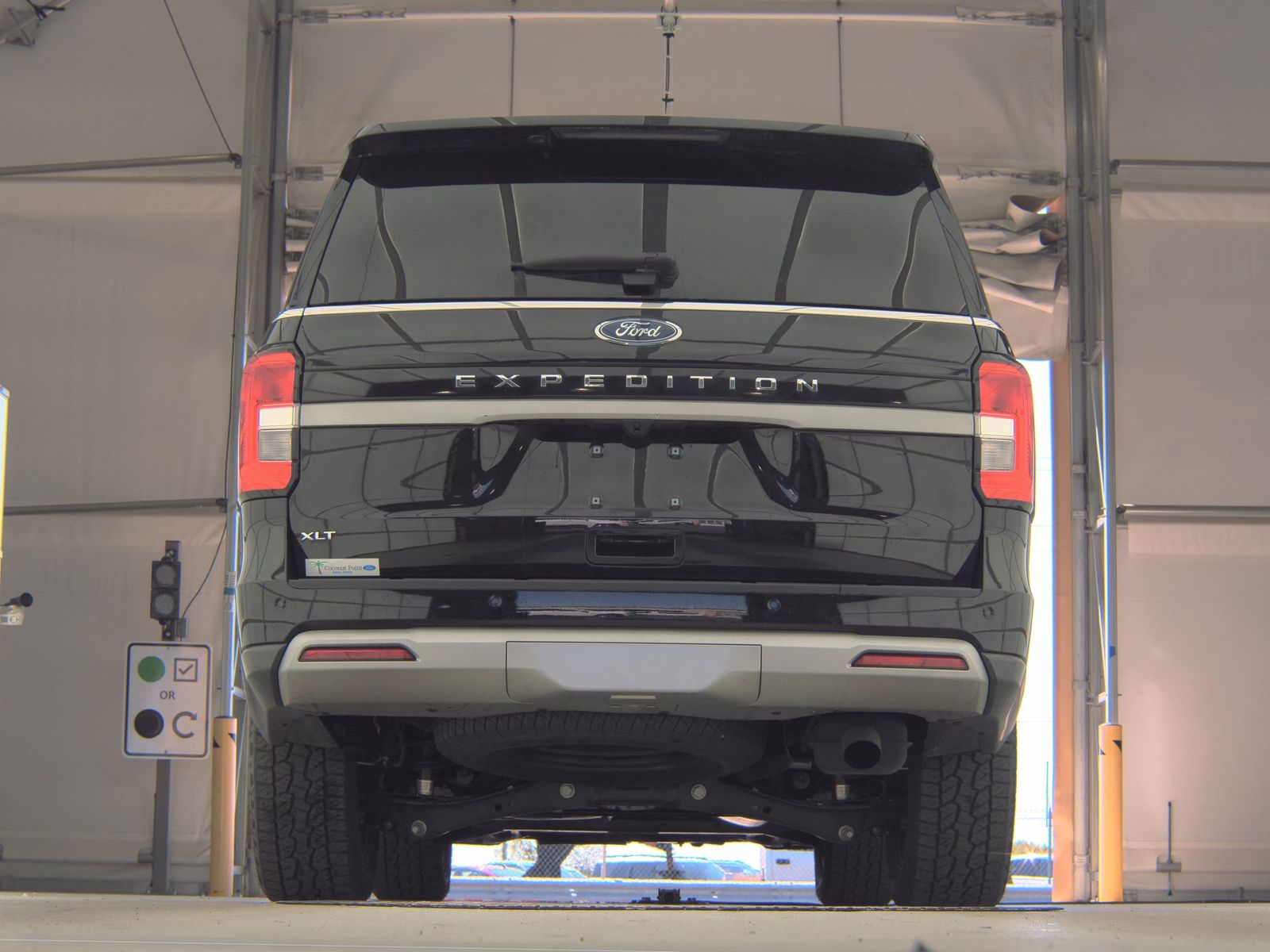 FORD EXPEDITION - 8
