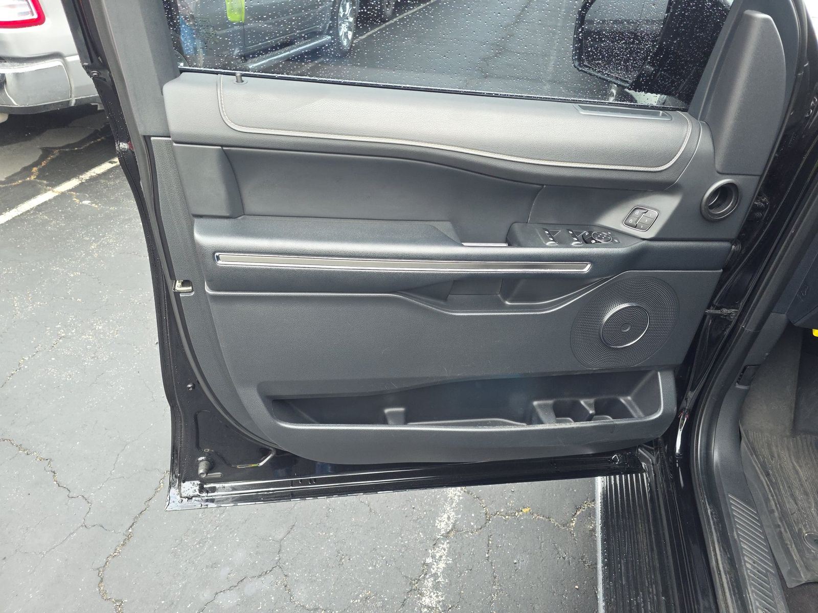 FORD EXPEDITION MAX - 10