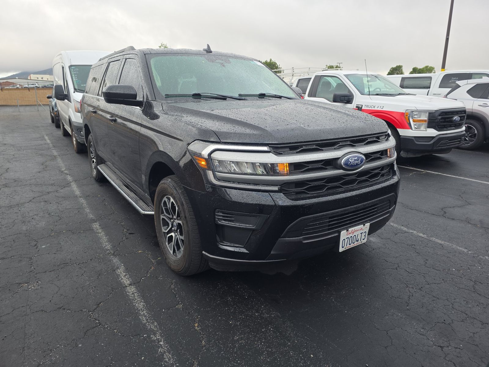 FORD EXPEDITION MAX - 4
