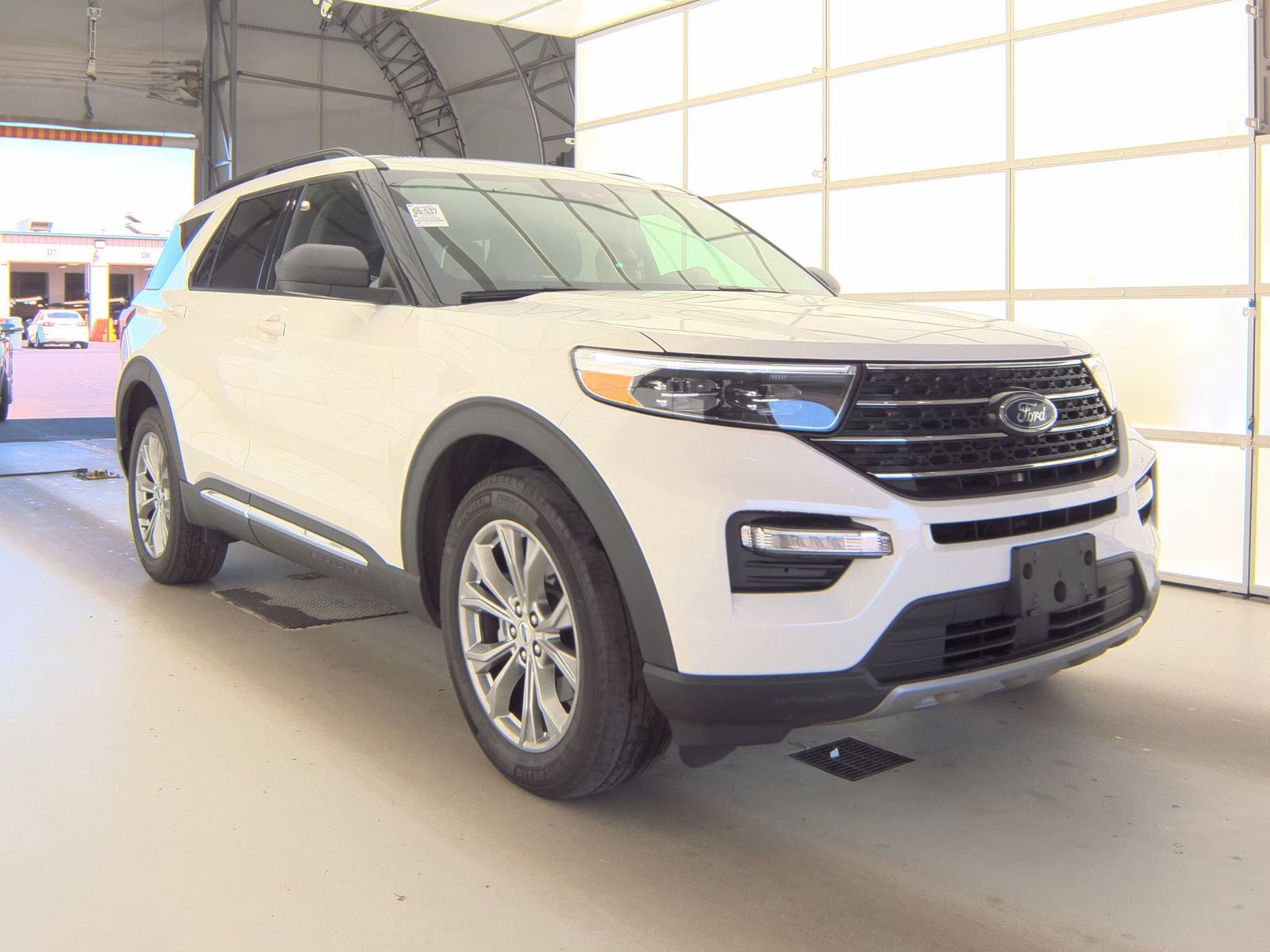 FORD EXPLORER - 5