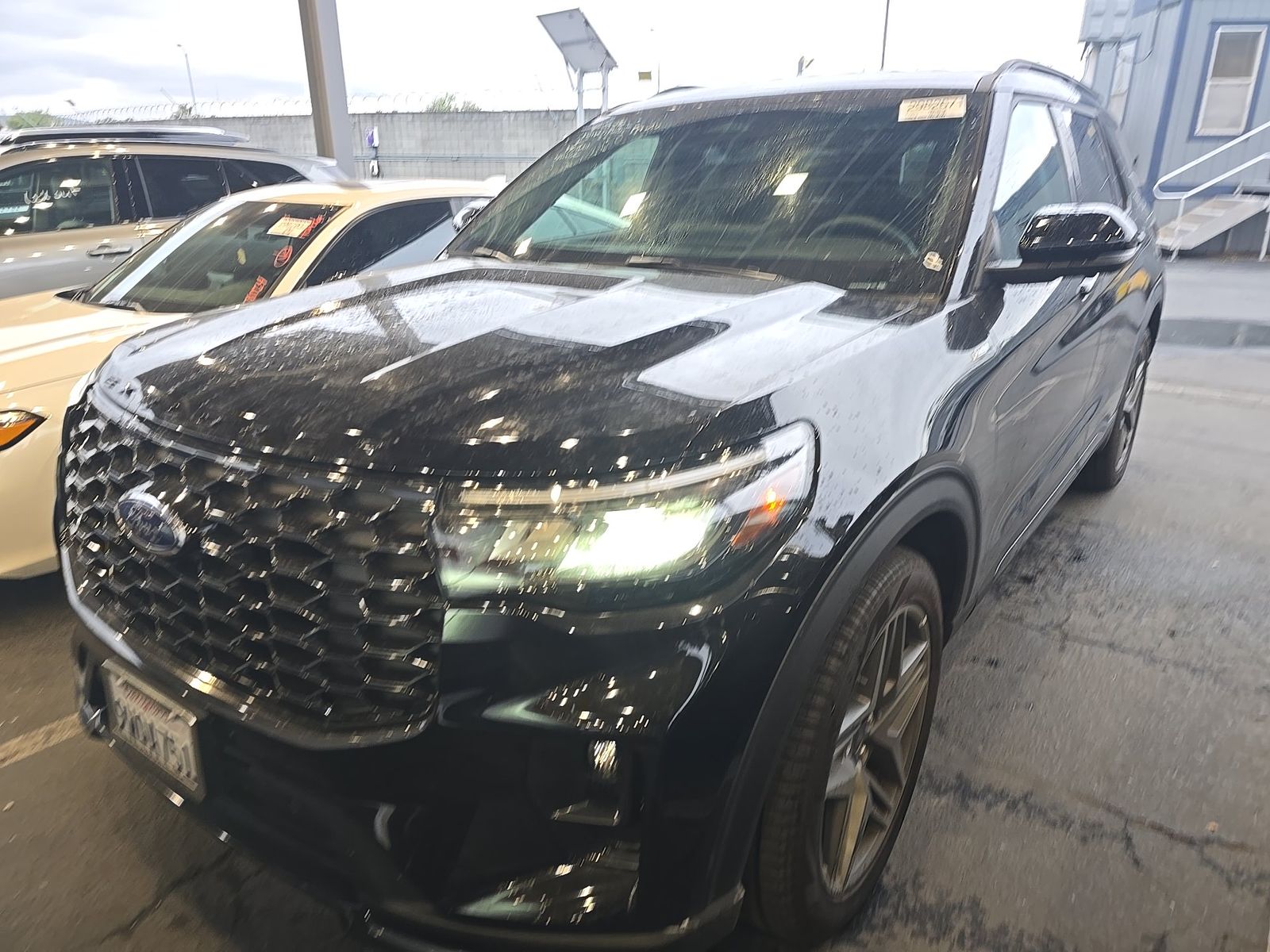 FORD EXPLORER - 1