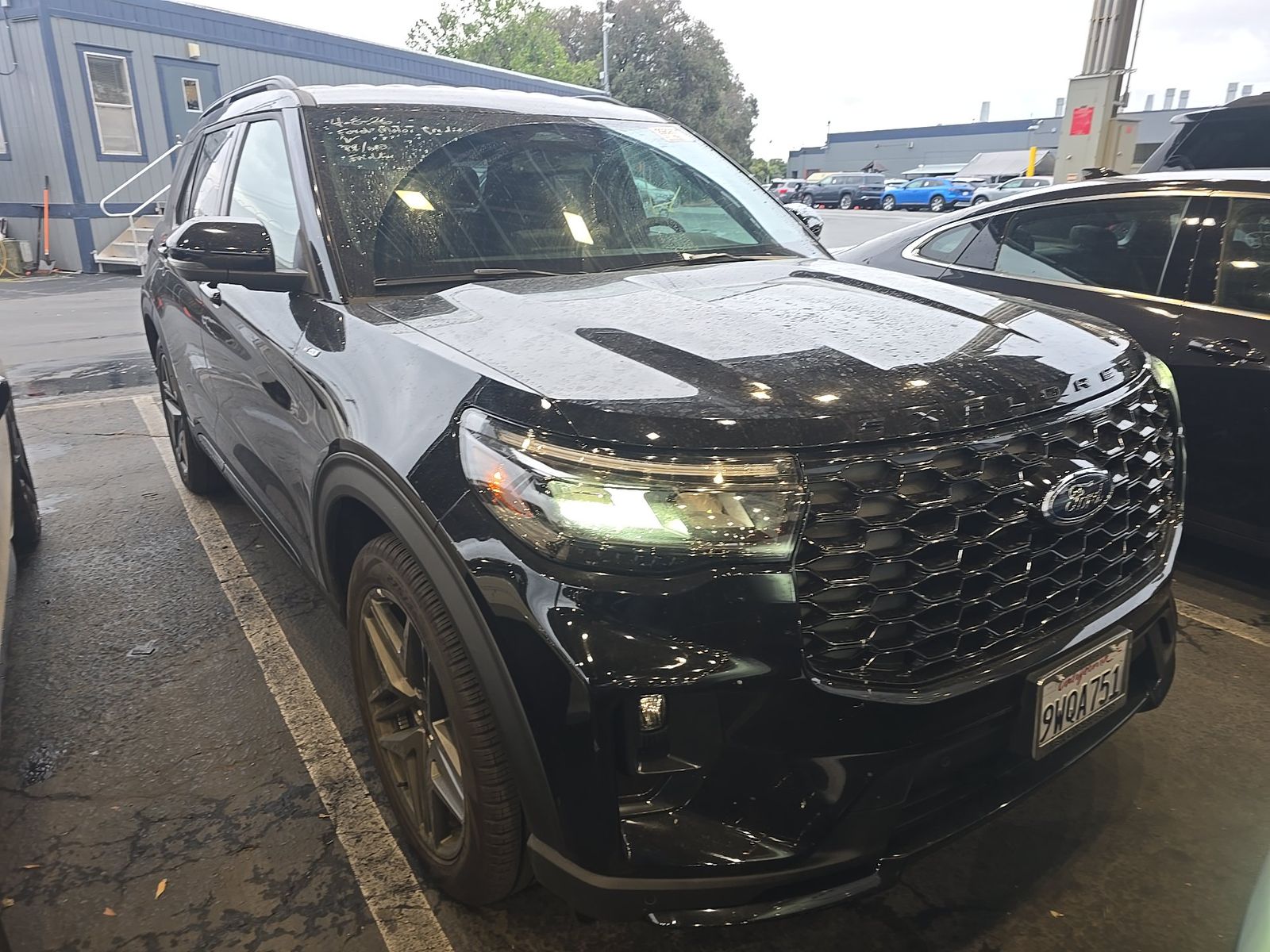 FORD EXPLORER - 4