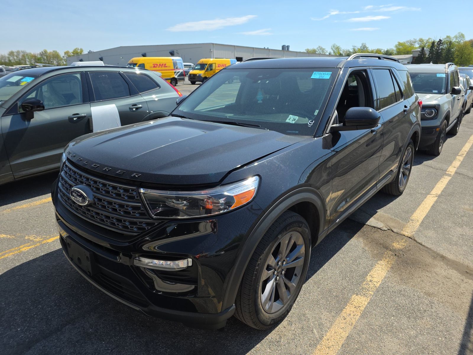 FORD EXPLORER - 1