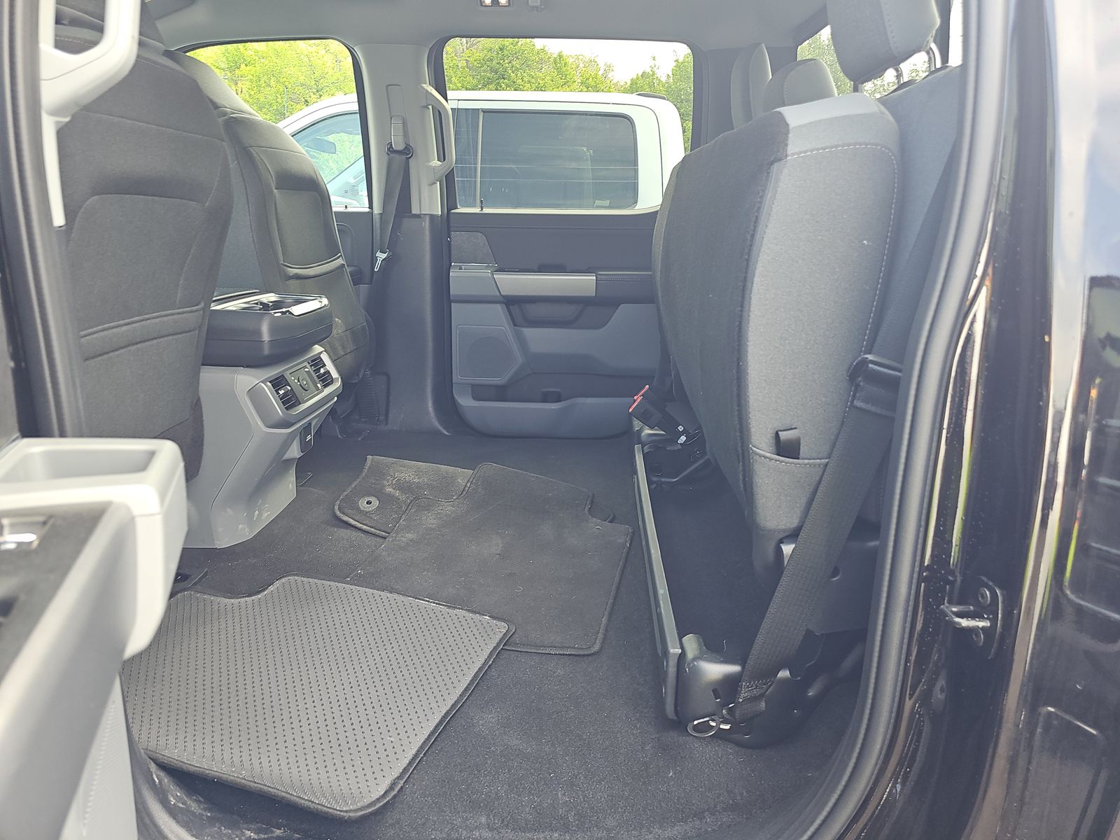 2025 Ford F-150 XLT AWD