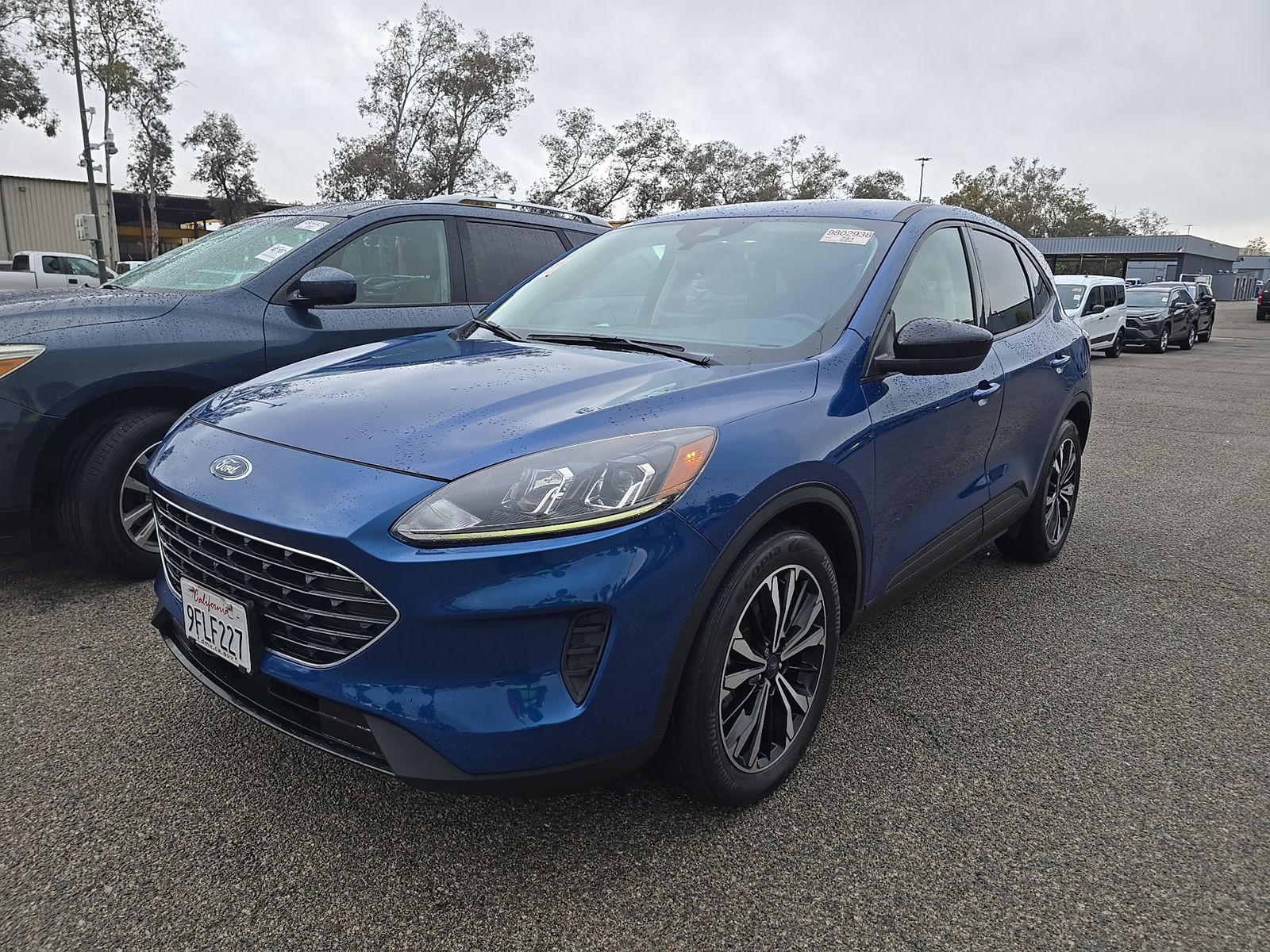 FORD ESCAPE - 1