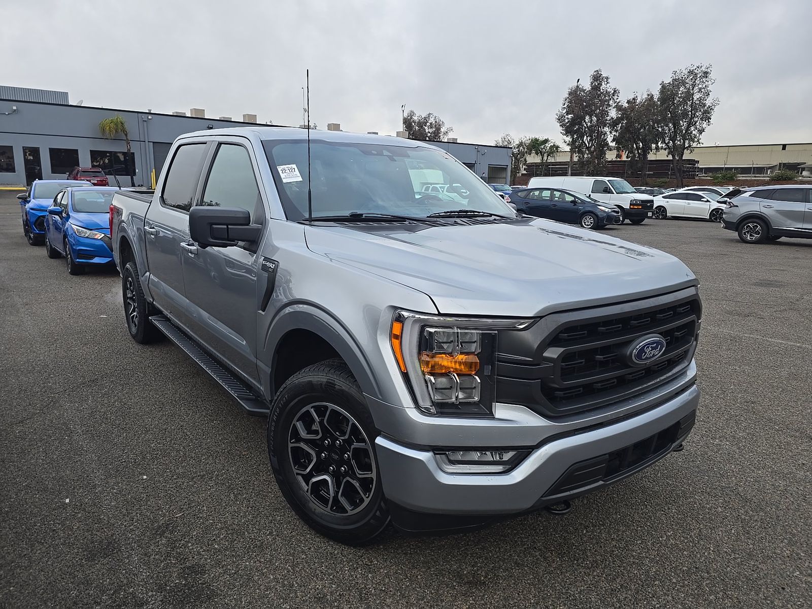 FORD F-150 - 4