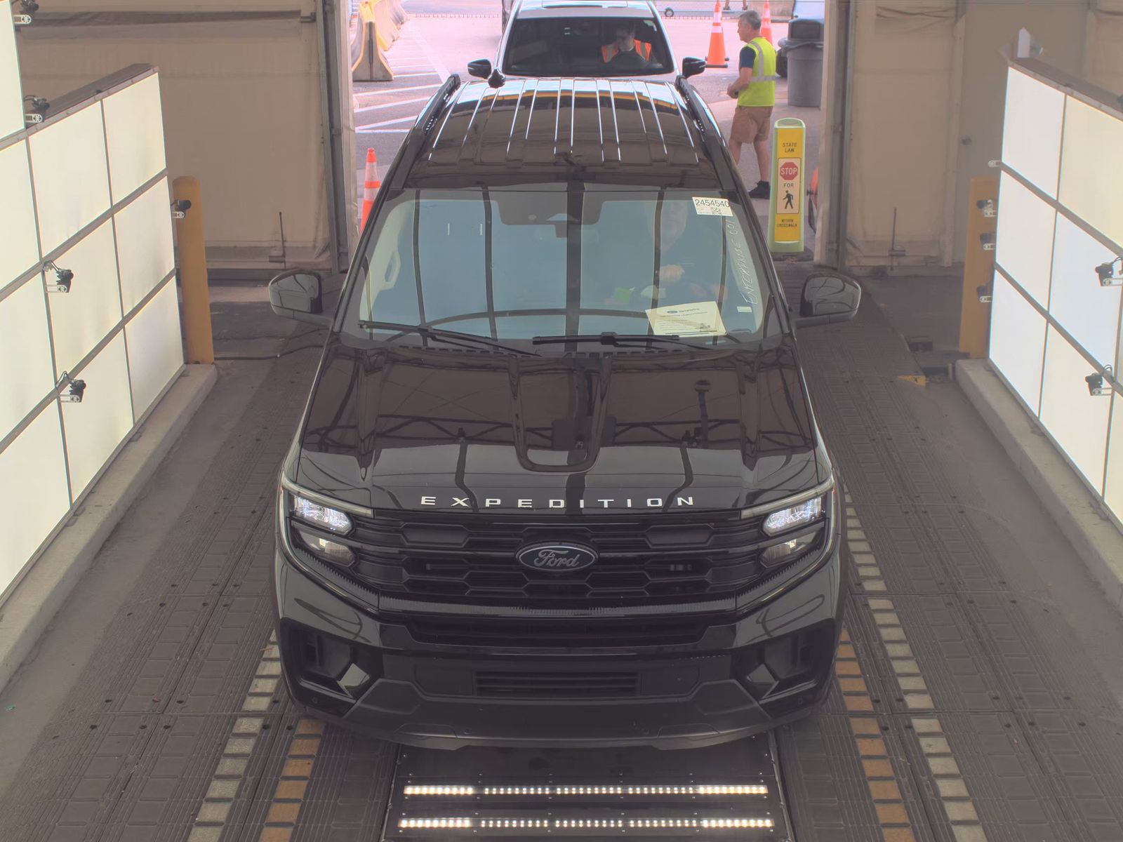 FORD EXPEDITION - 3