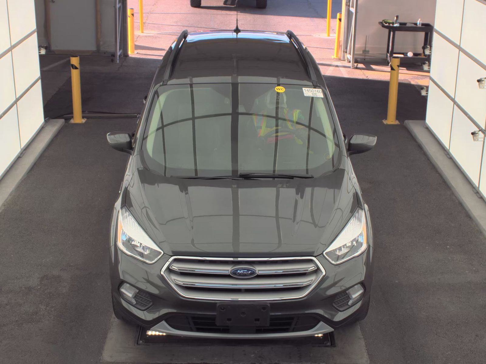 FORD ESCAPE - 3