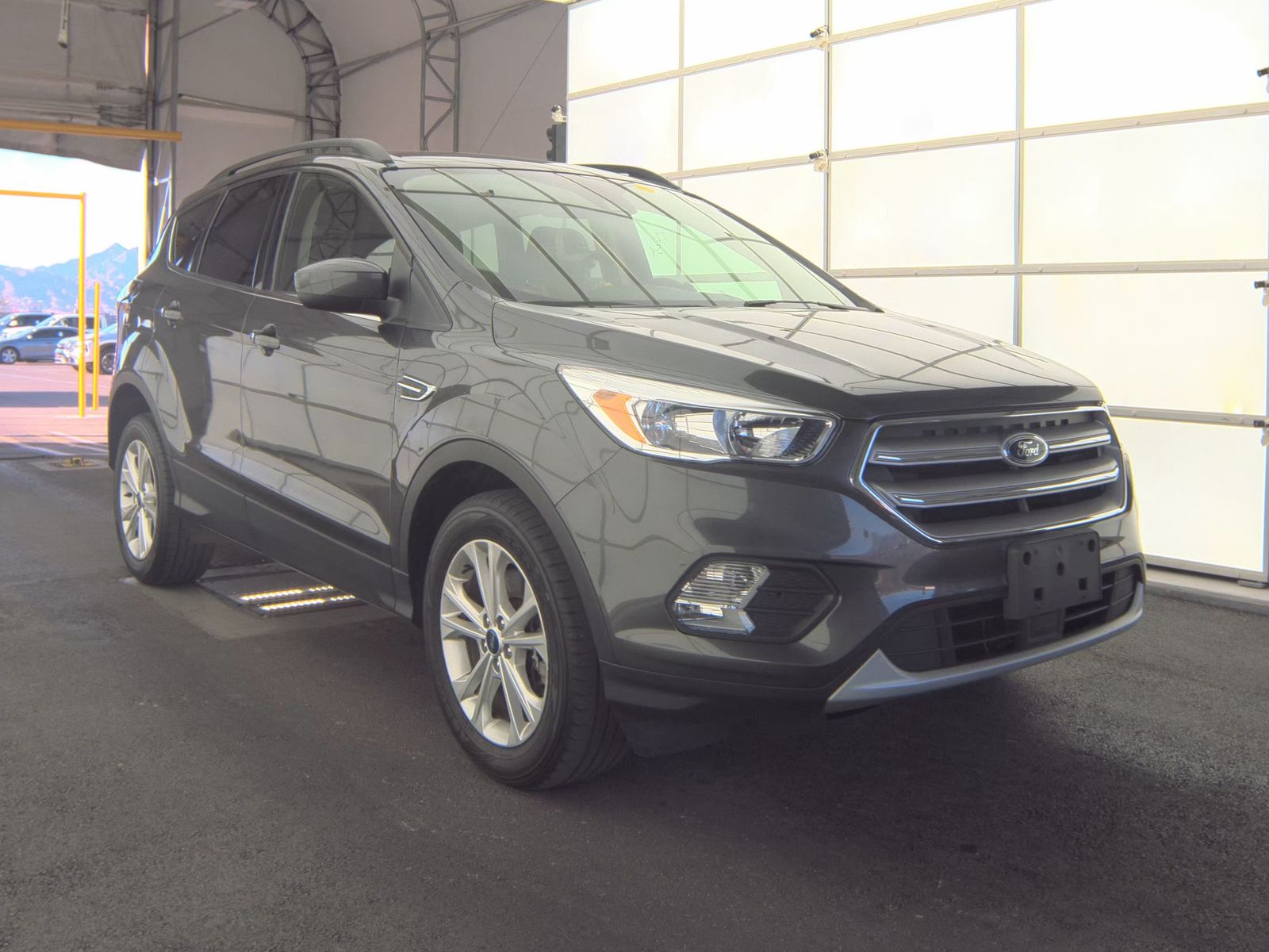 FORD ESCAPE - 4