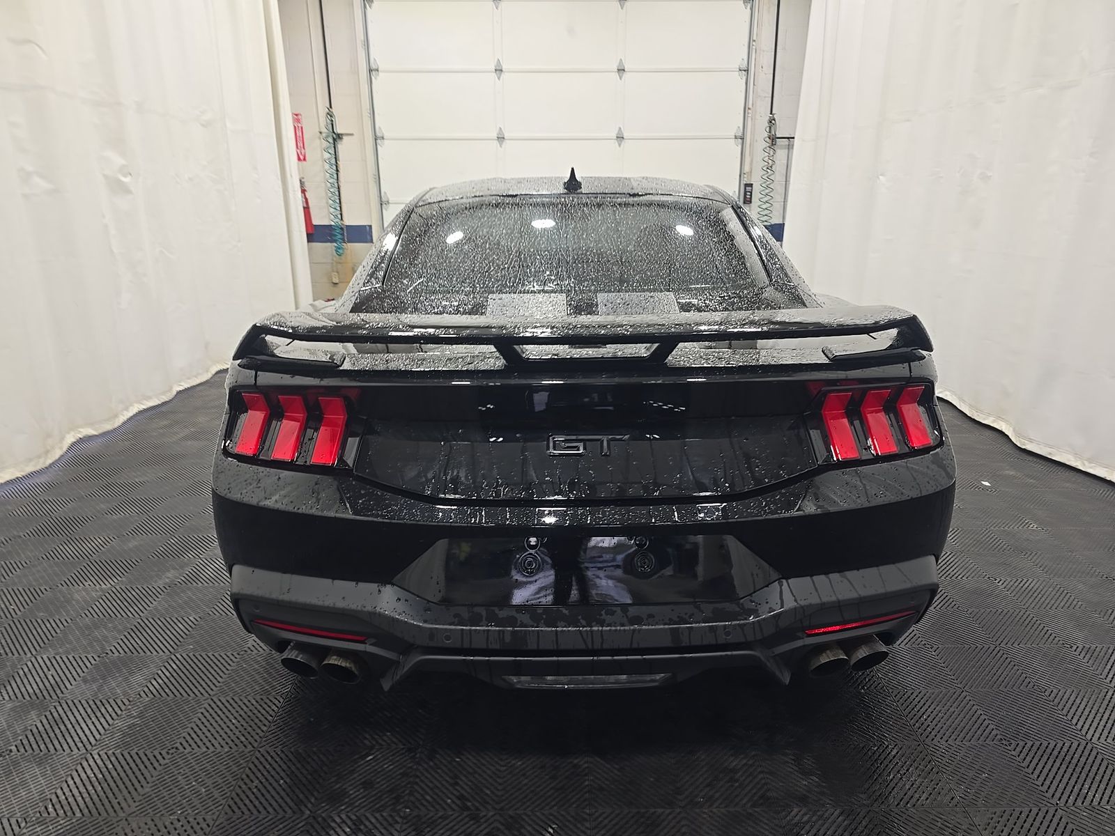 FORD MUSTANG - 6