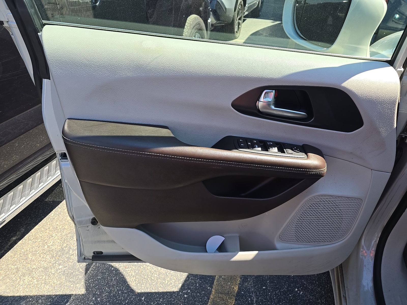 2021 Chrysler Pacifica Touring FWD