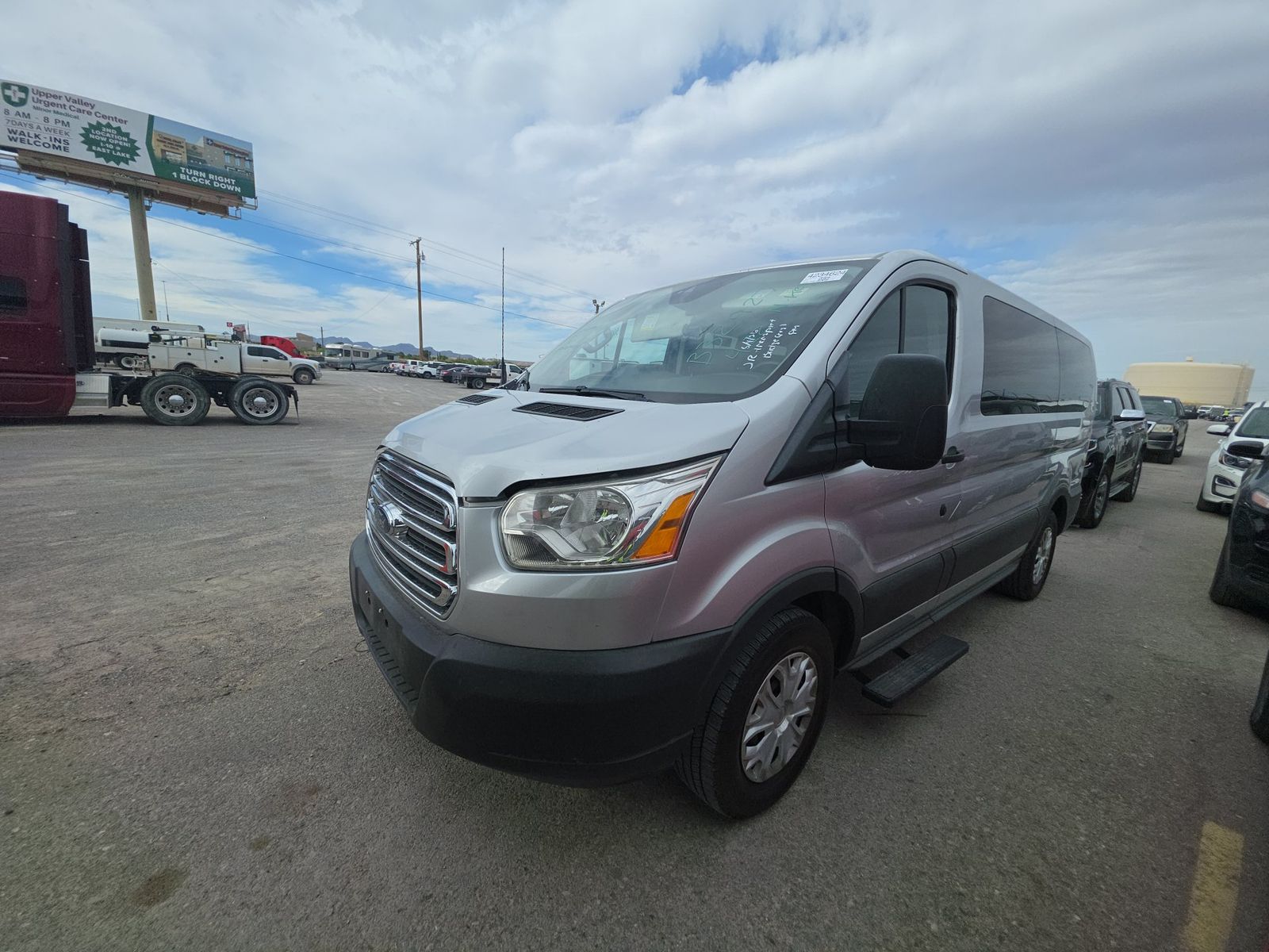FORD TRANSIT 150 - 1