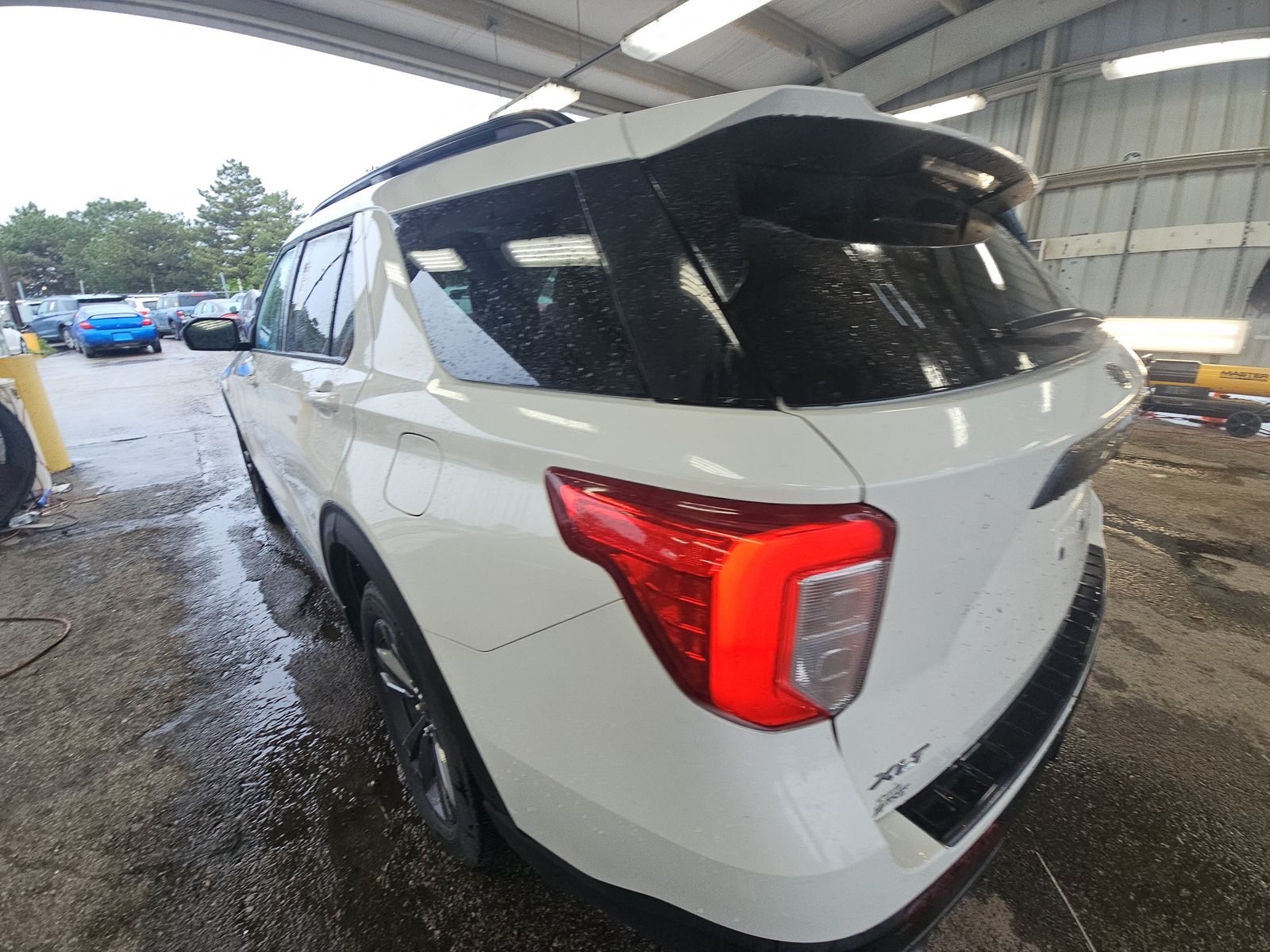 FORD EXPLORER - 7