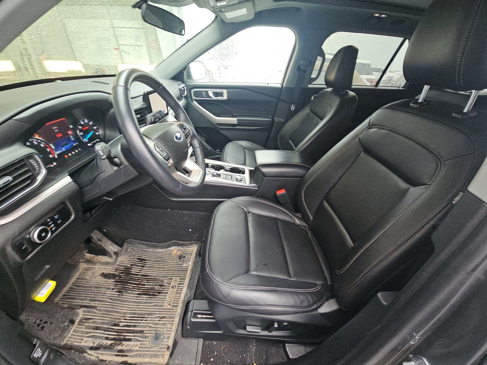 FORD EXPLORER - 8