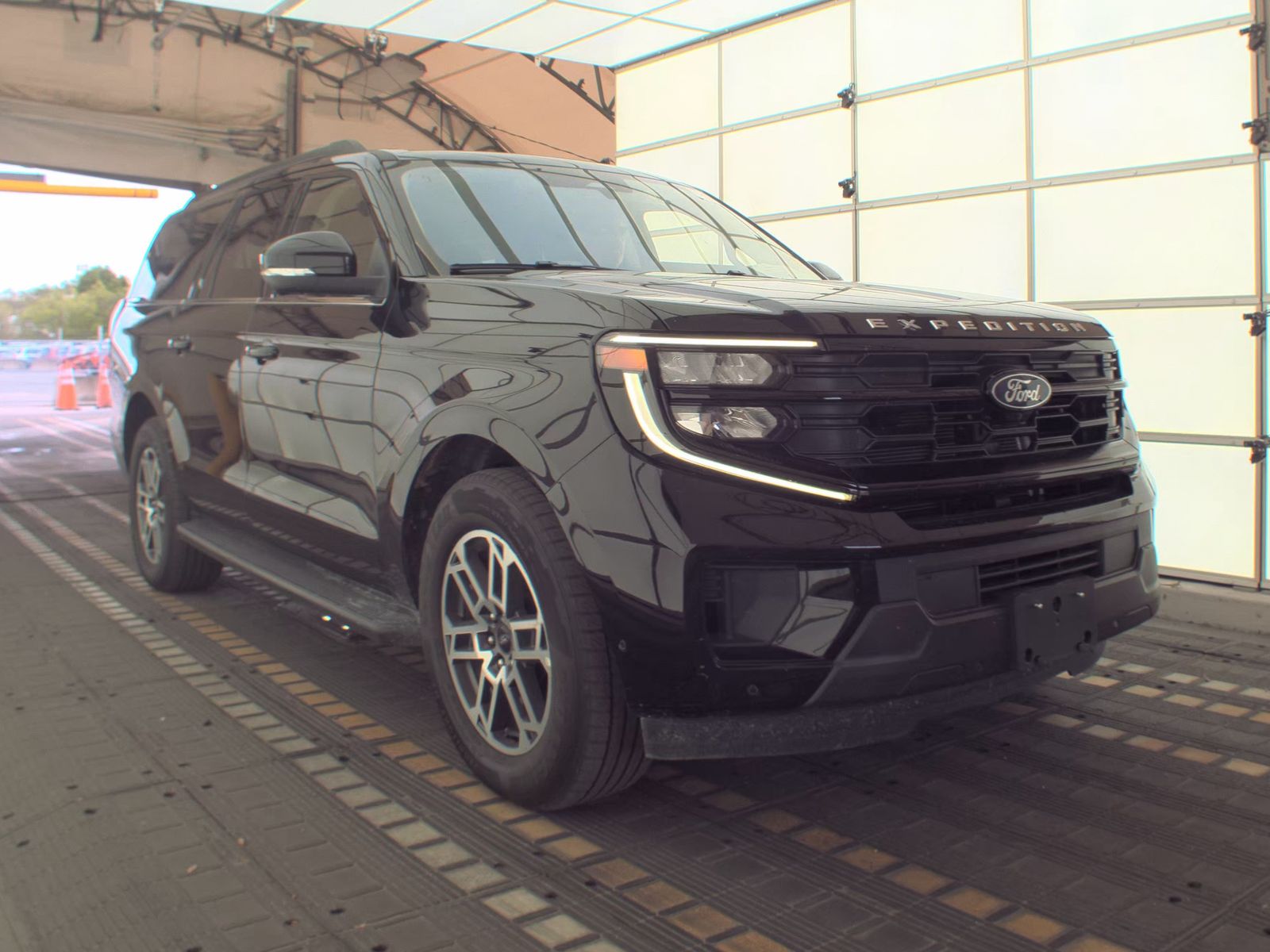 FORD EXPEDITION MAX - 5