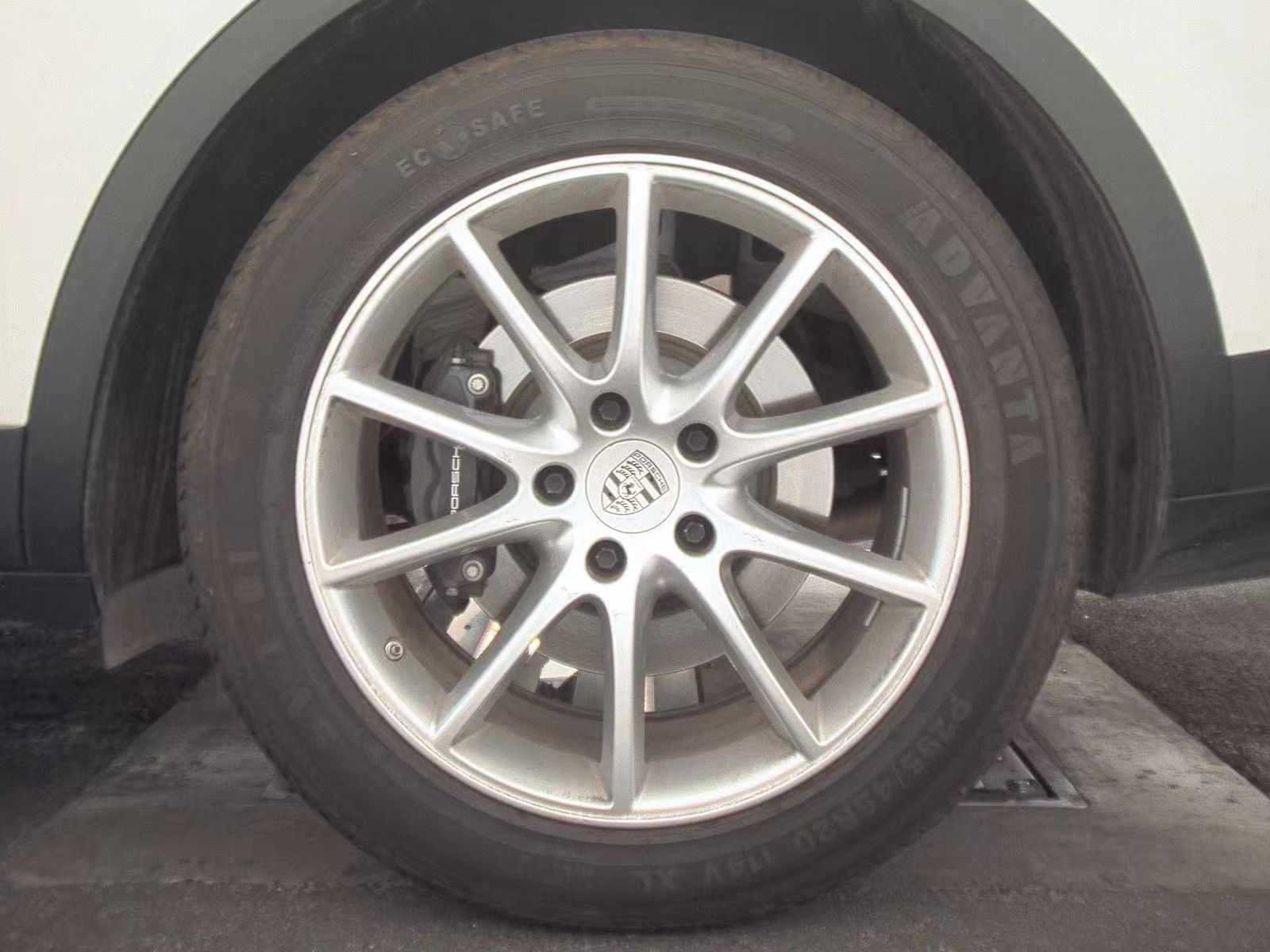 2024 Porsche Cayenne Base AWD