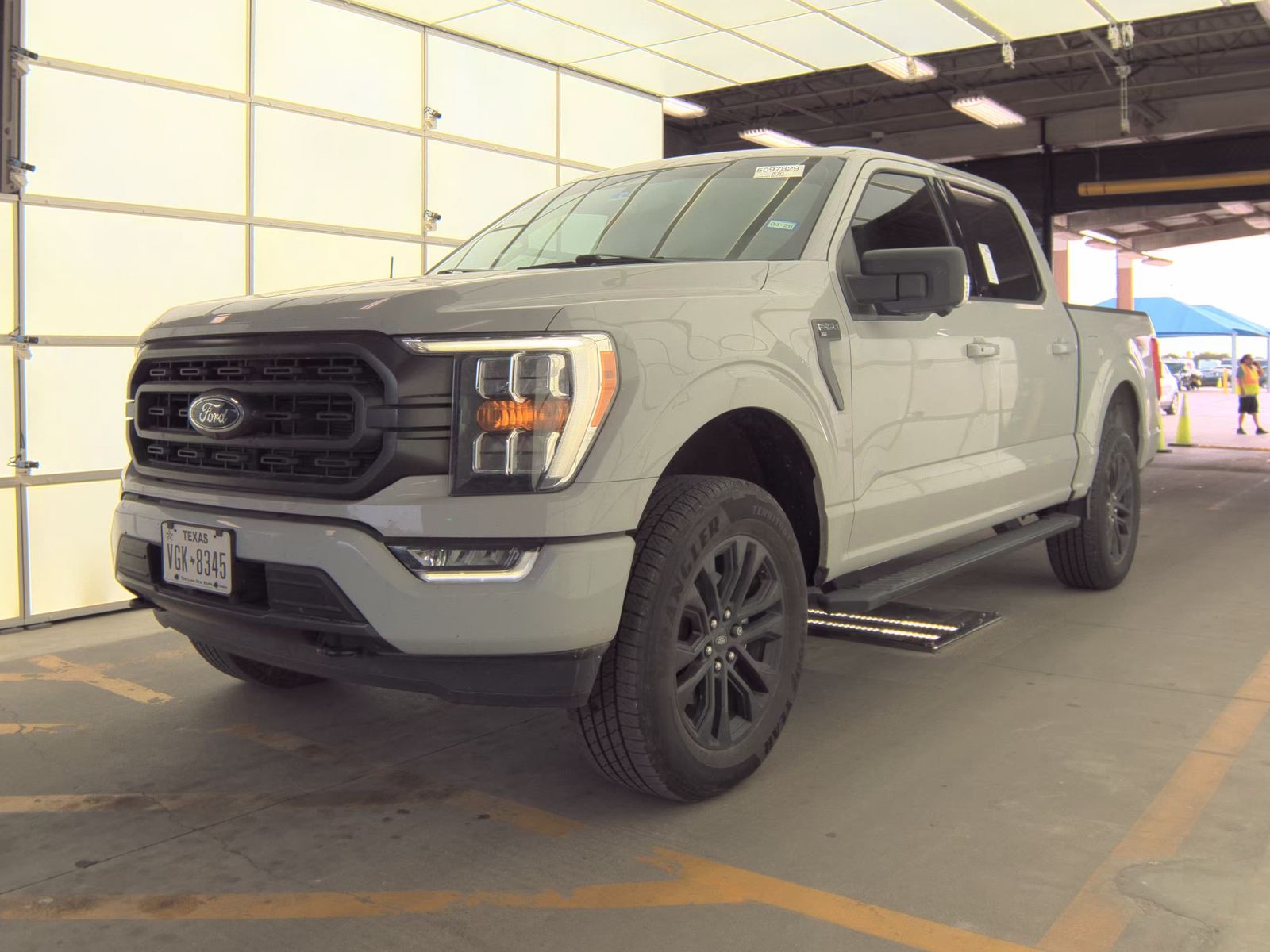 FORD F-150 - 1