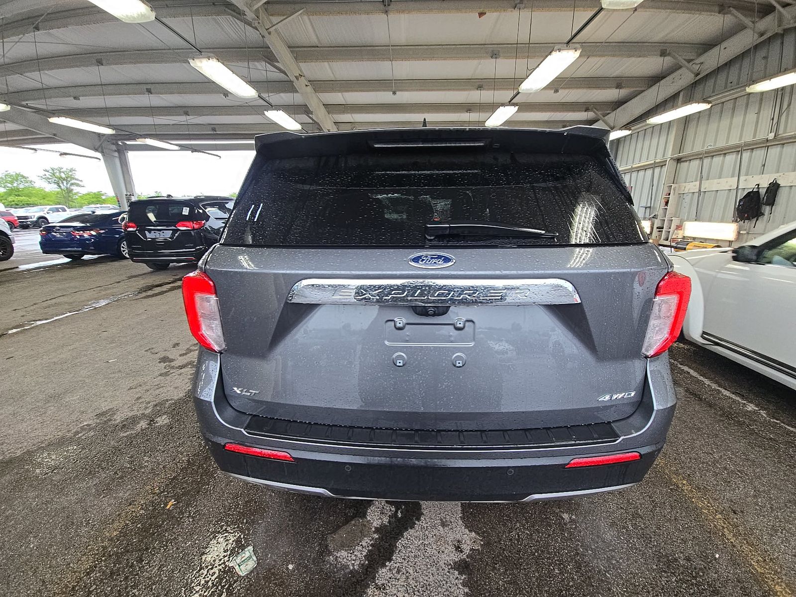 FORD EXPLORER - 6
