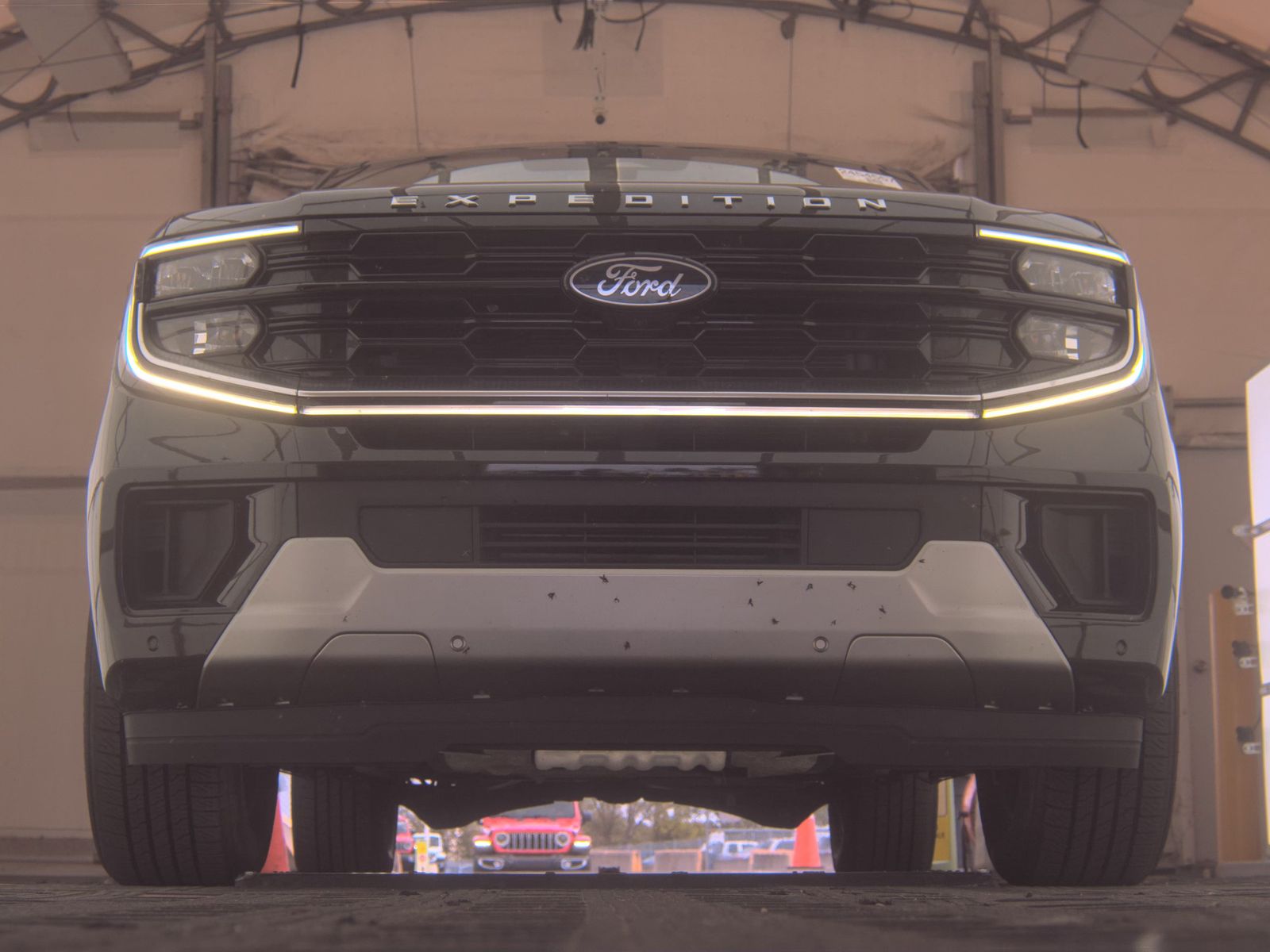 FORD EXPEDITION MAX - 4