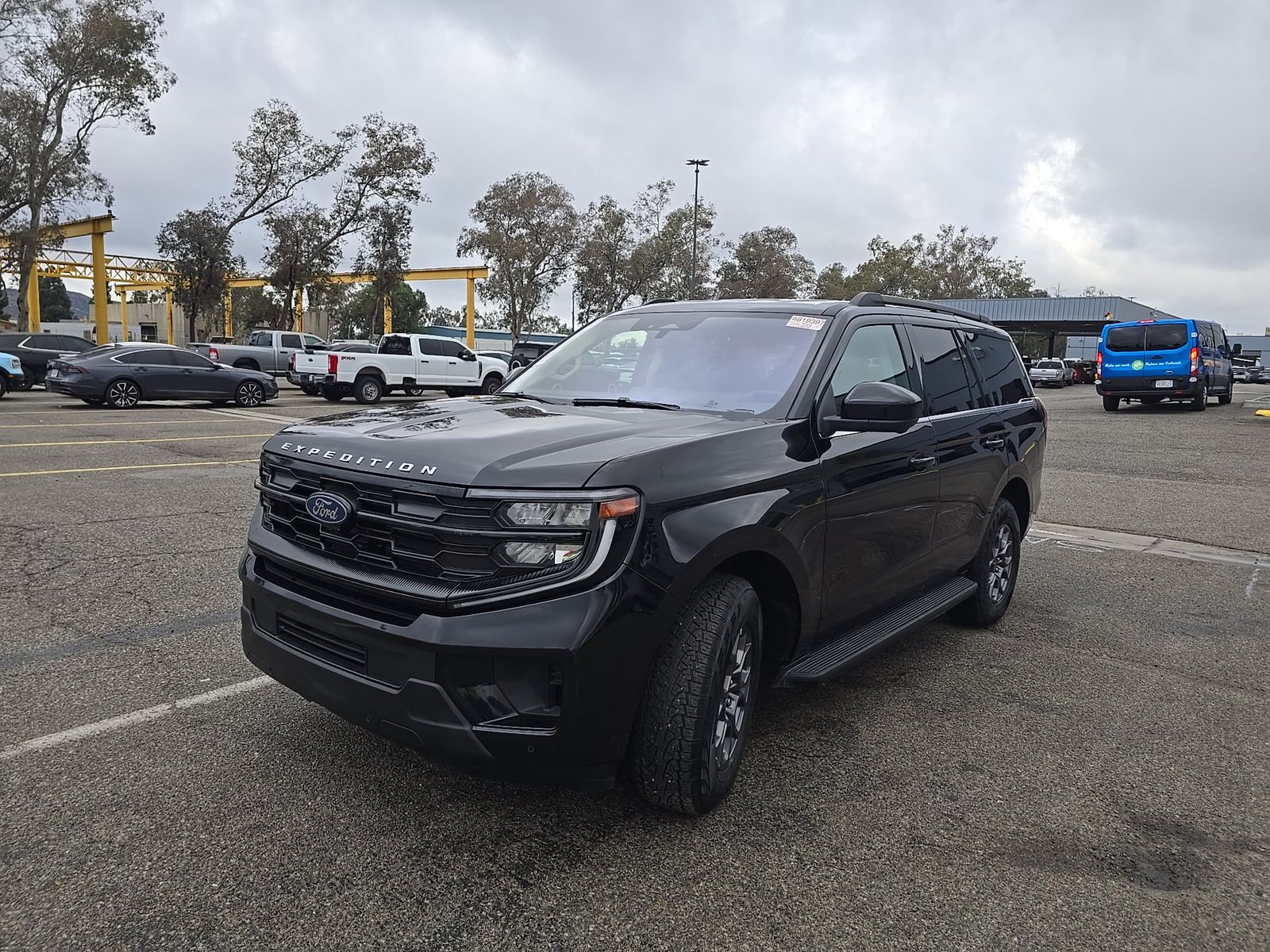 FORD EXPEDITION - 1