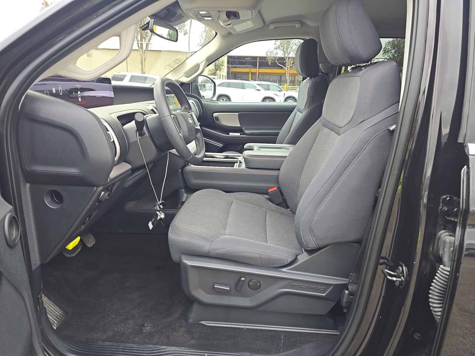 FORD EXPEDITION - 8