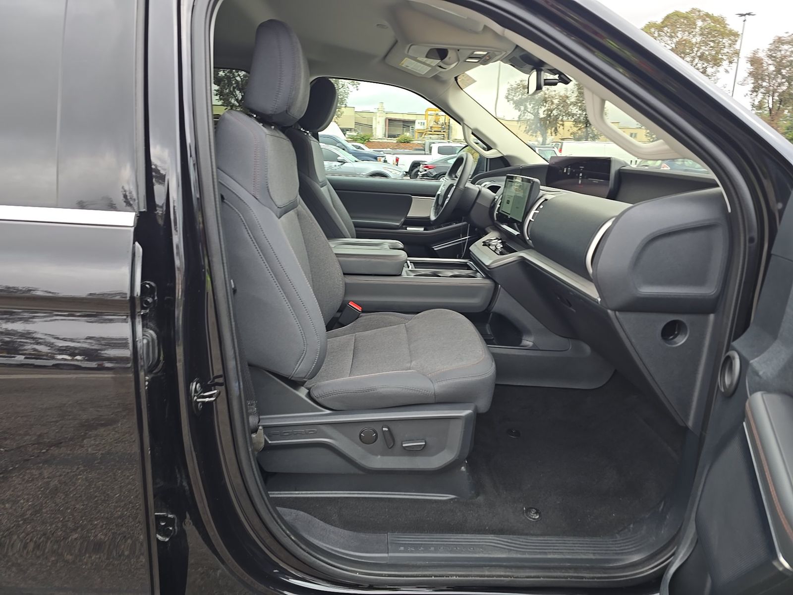FORD EXPEDITION - 9