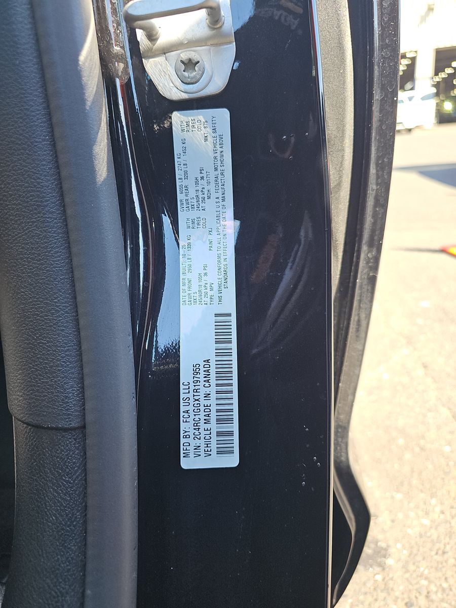 2026 Chrysler Pacifica Limited FWD