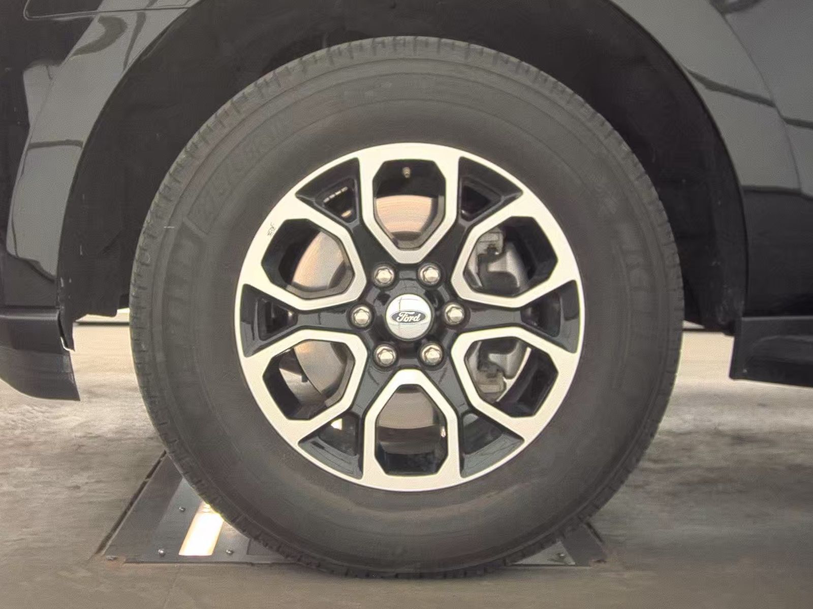 FORD EXPEDITION MAX - 10