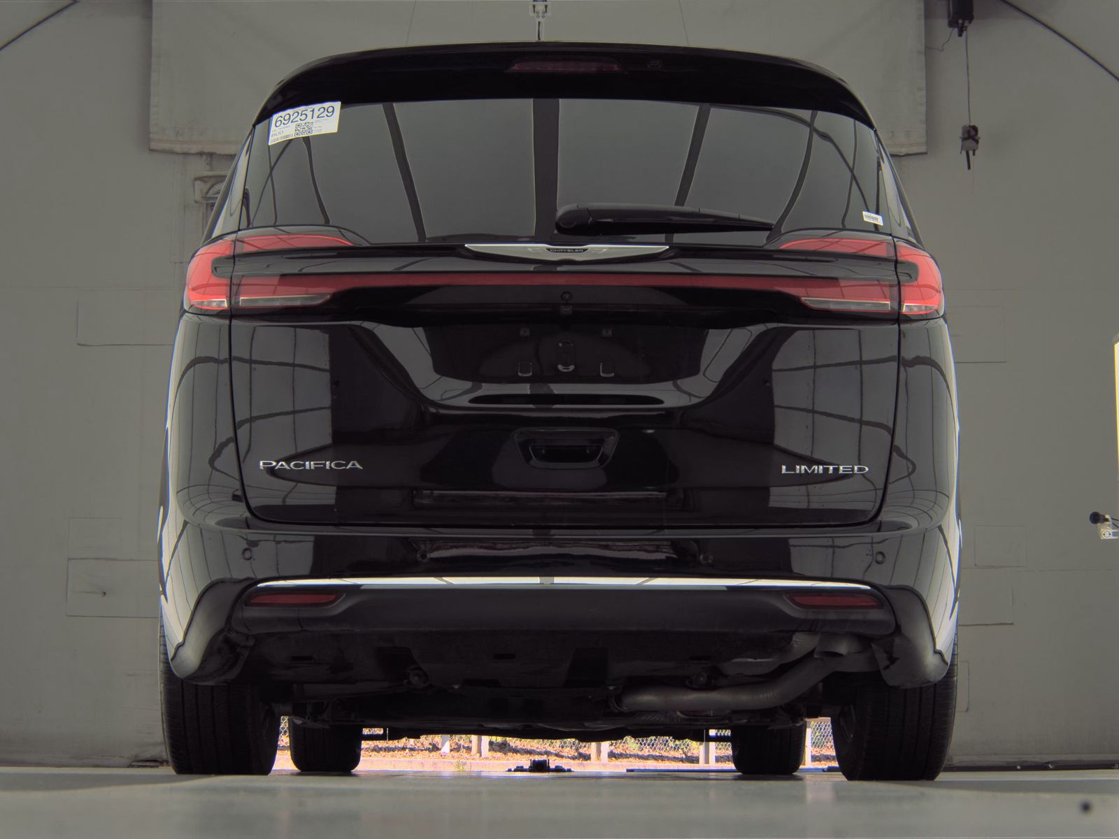 2026 Chrysler Pacifica Limited FWD
