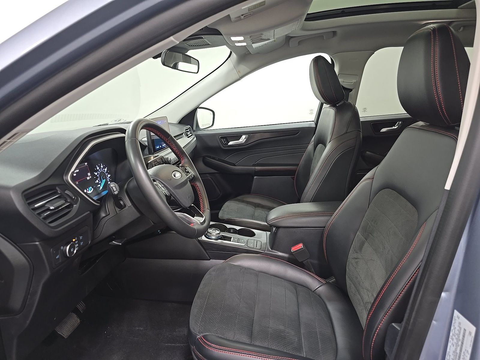 FORD ESCAPE - 8