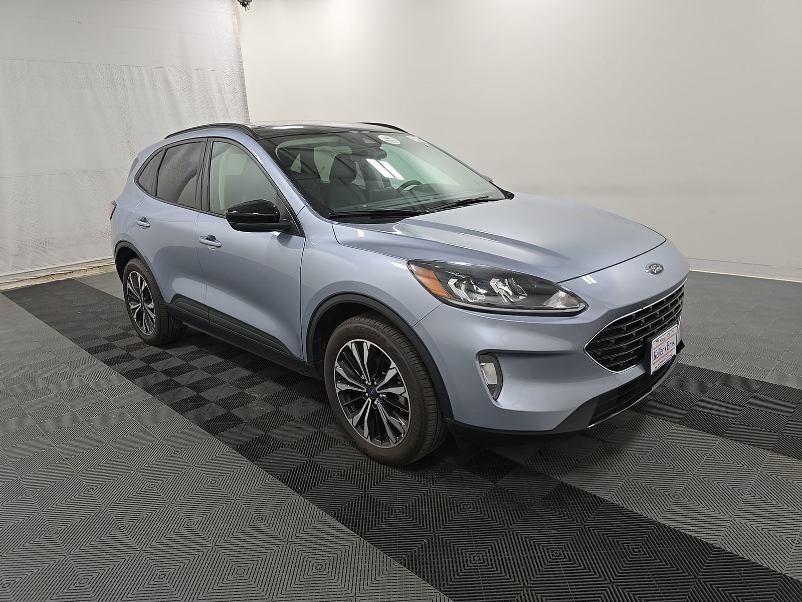 FORD ESCAPE - 4
