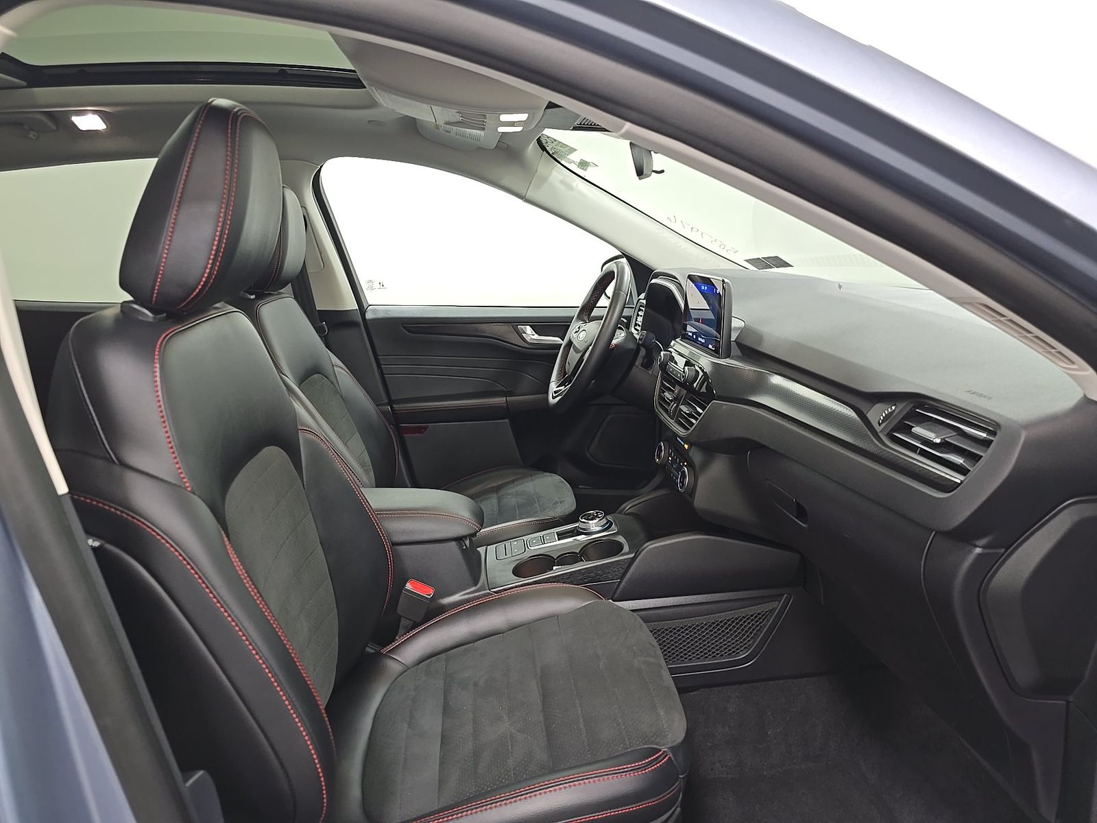 FORD ESCAPE - 9
