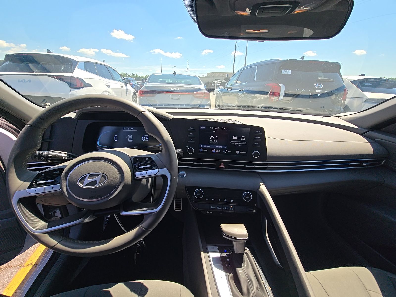 2025 Hyundai Elantra SEL Sport FWD