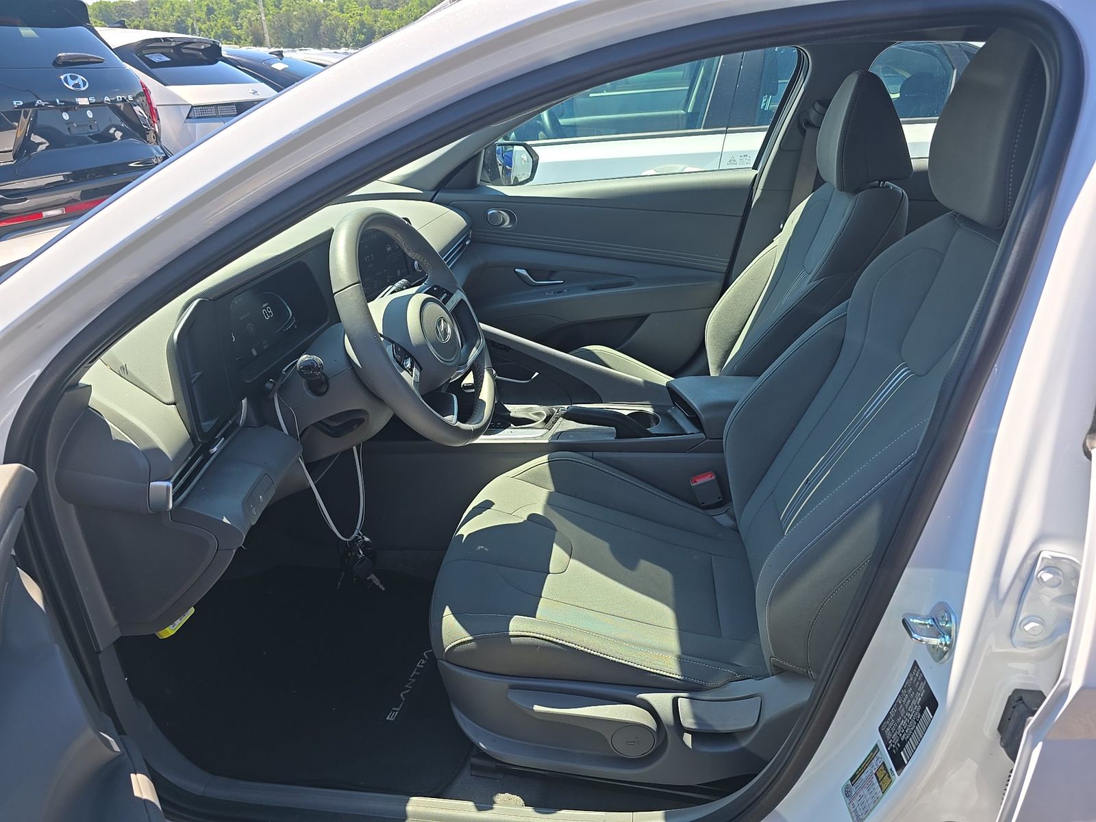 2025 Hyundai Elantra SEL Sport FWD