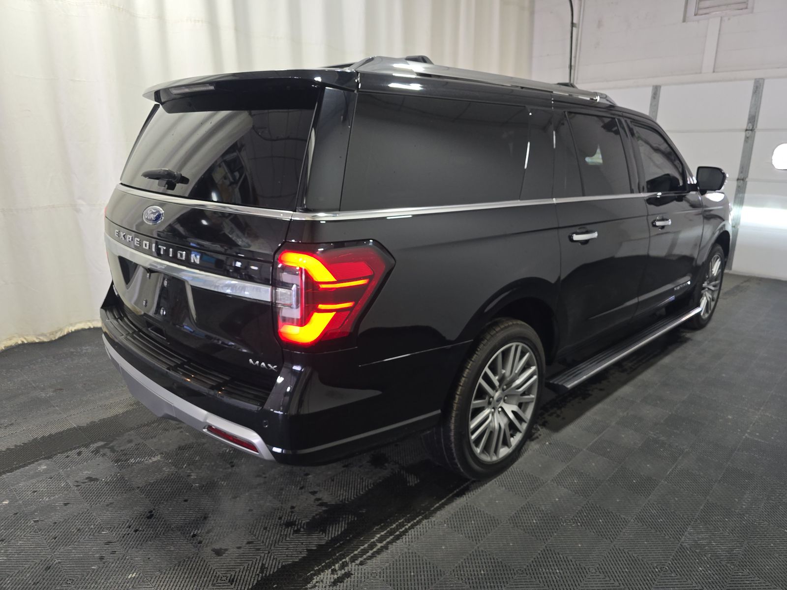 FORD EXPEDITION MAX - 5