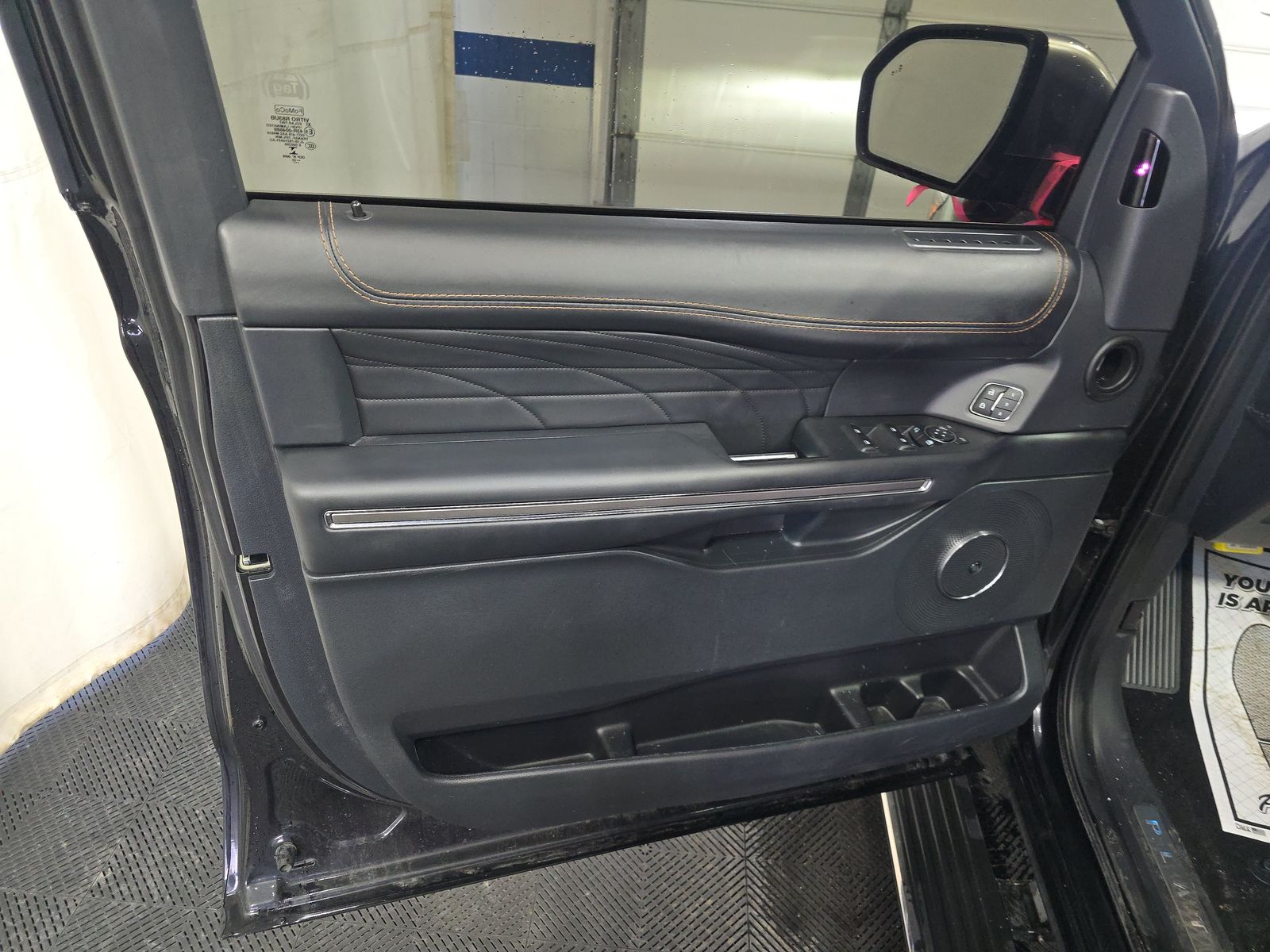 FORD EXPEDITION MAX - 10